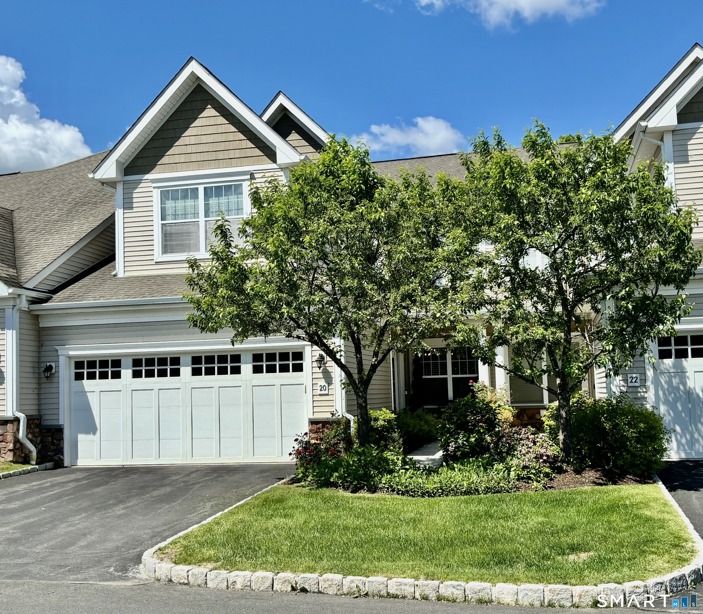 Homes for sale in Bethel, CT | 20 Great Hill Dr #20, Bethel, CT 06801 | MLS# 24160876