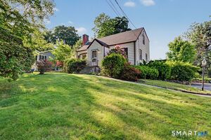 27 Lund Avenue