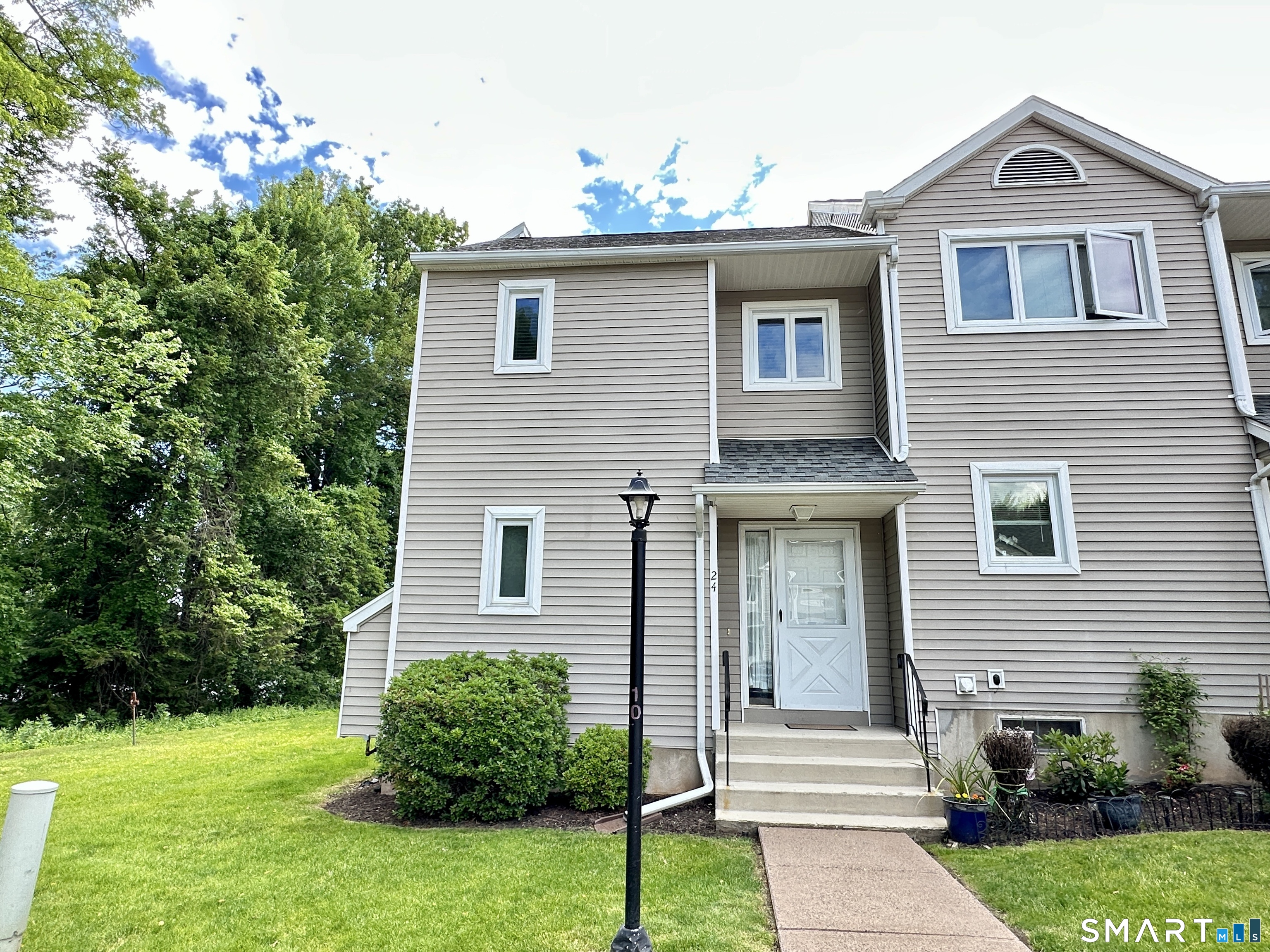 24 Oak Ridge Drive 24