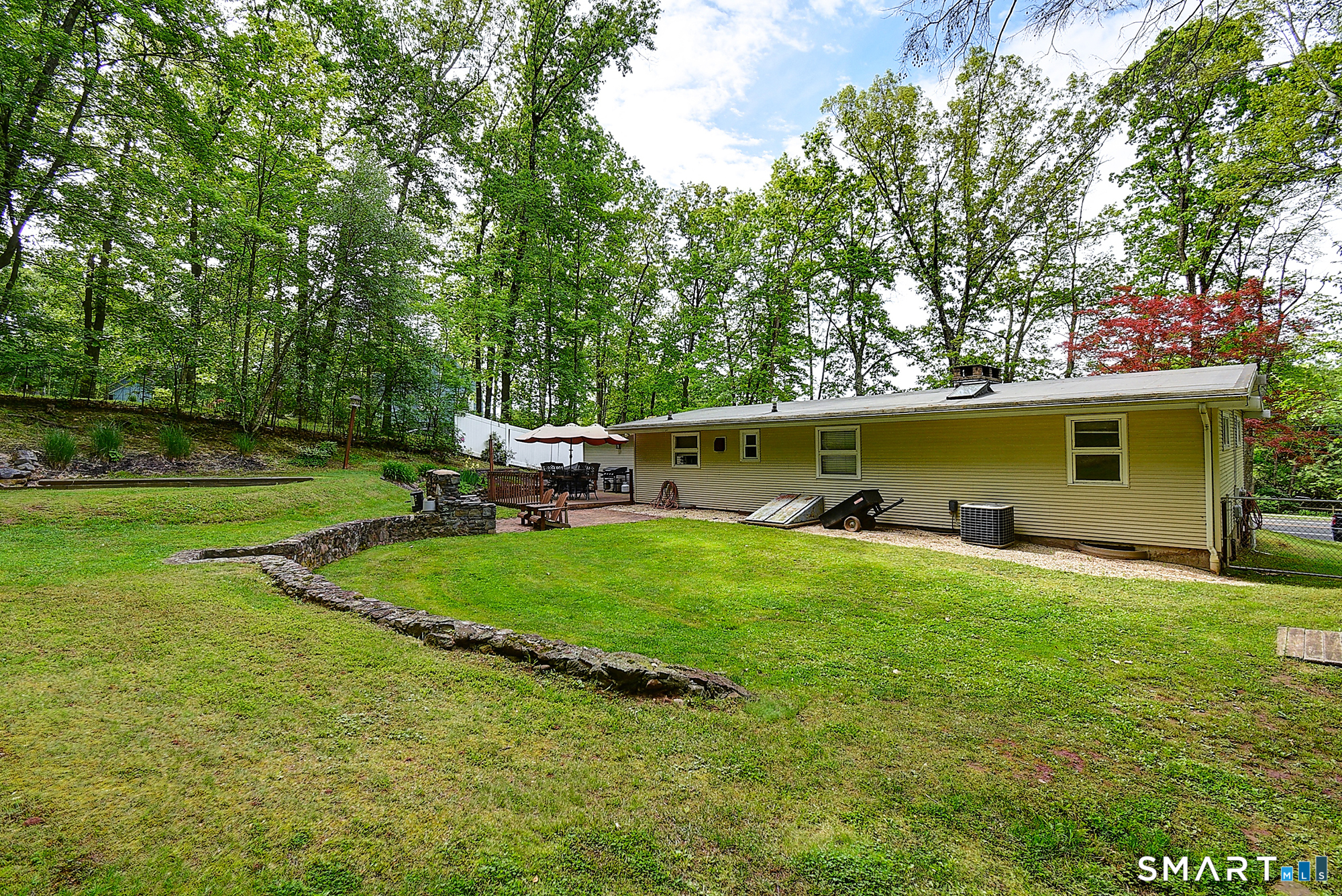 Homes for sale in South Windsor, CT | 370 Beelzebub Rd, South Windsor, CT 06074 | MLS# 24176484