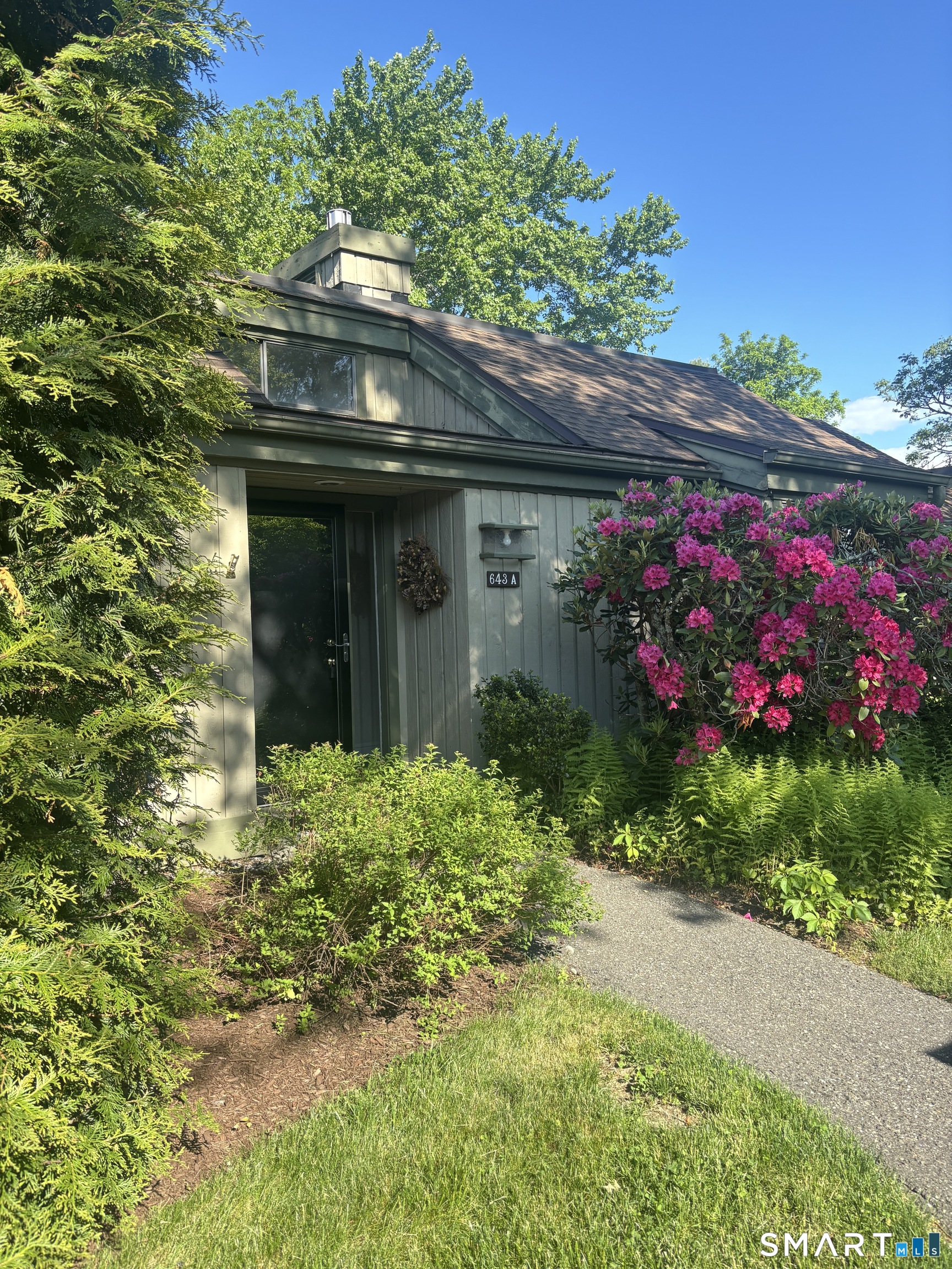 Homes for sale in Southbury, CT | 643 Heritage Vlg #A, Southbury, CT 06488 | MLS# 24119411