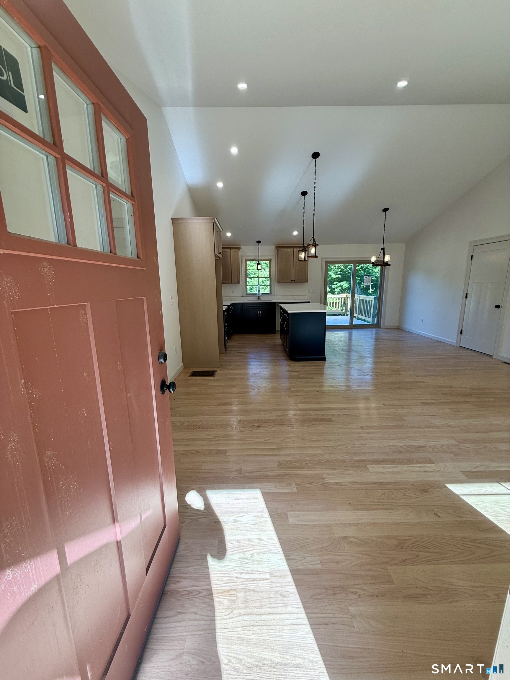 Homes for sale in Killingly, CT | 247 Green Holow Rd, Killingly, CT 06239 | MLS# 24139981
