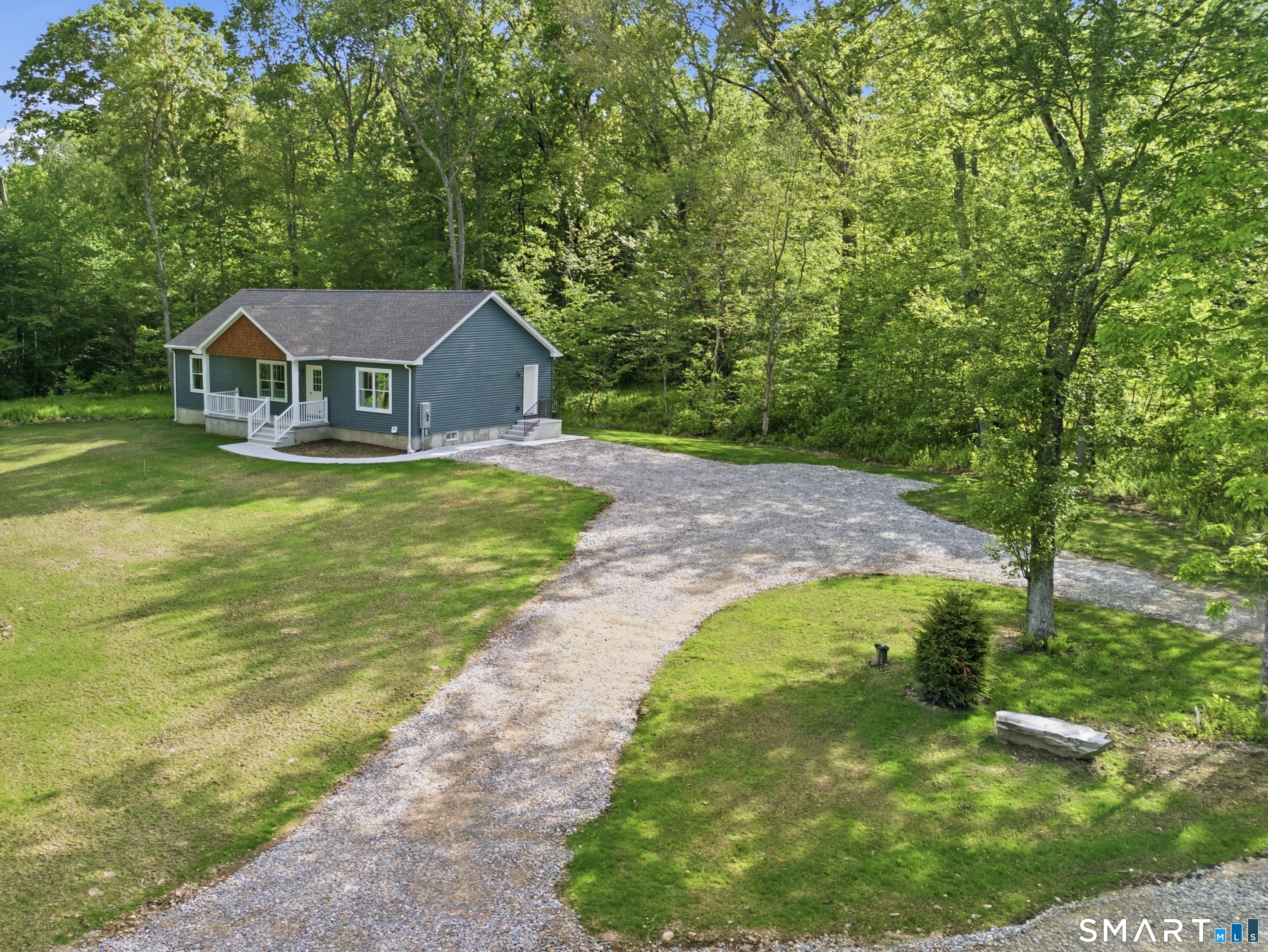 Homes for sale in Montville, CT | 238 Simpson Ln, Montville, CT 06370 | MLS# 24179105