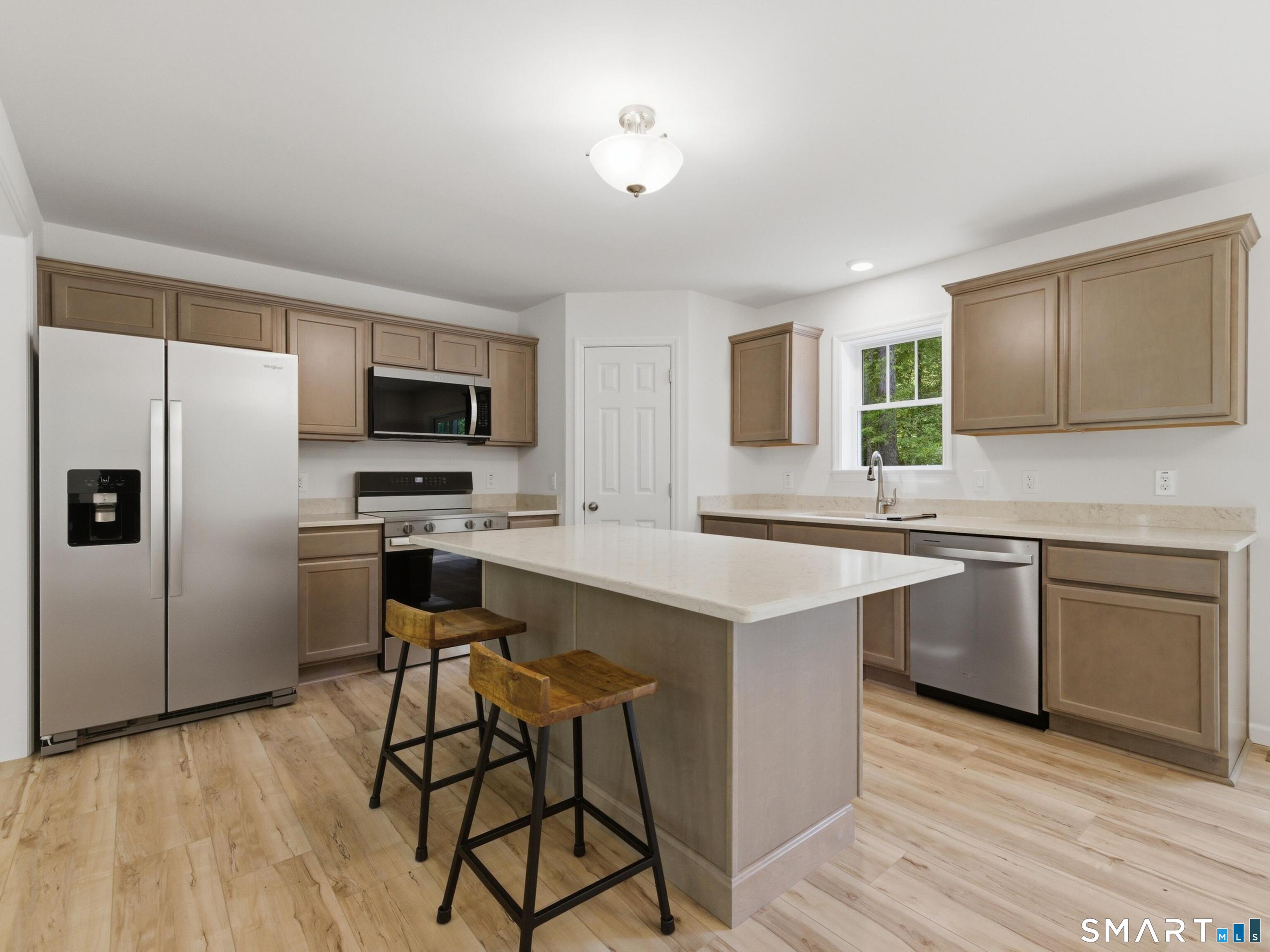 Homes for sale in Montville, CT | 238 Simpson Ln, Montville, CT 06370 | MLS# 24179105