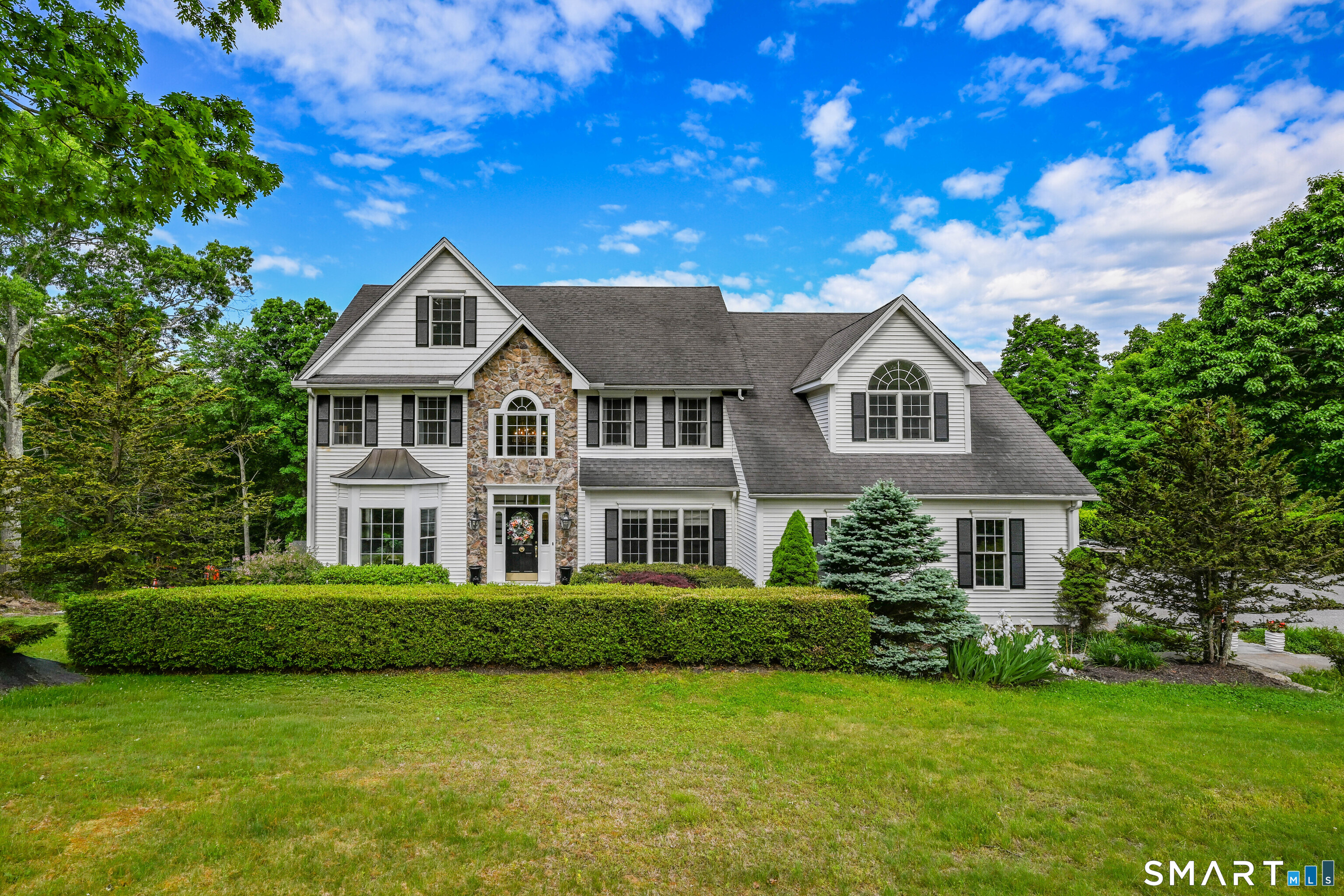 Homes for sale in Woodbury, CT | 61 Silver Brook Ln, Woodbury, CT 06798 | MLS# 24177448
