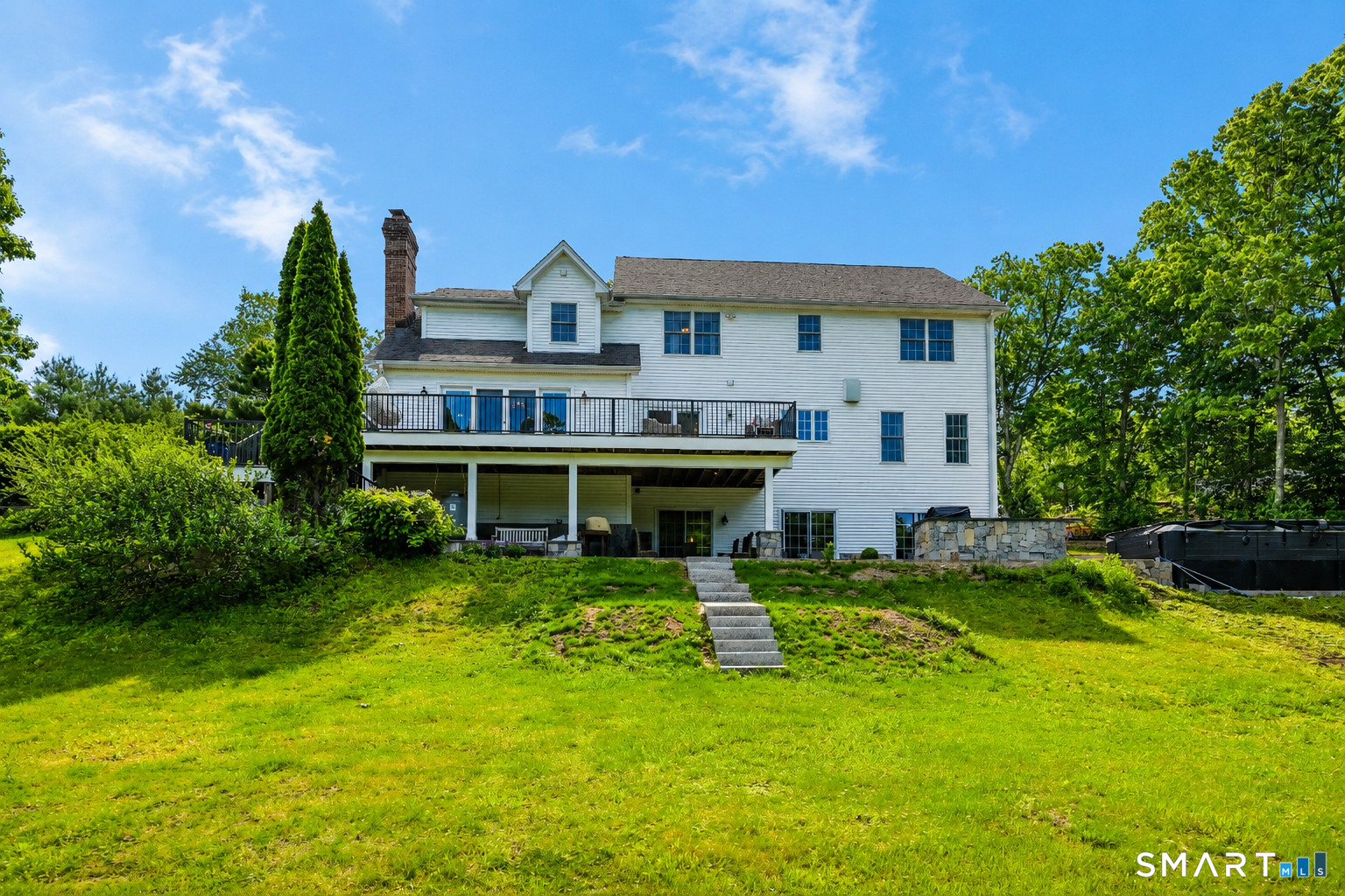 Homes for sale in Woodbury, CT | 61 Silver Brook Ln, Woodbury, CT 06798 | MLS# 24177448