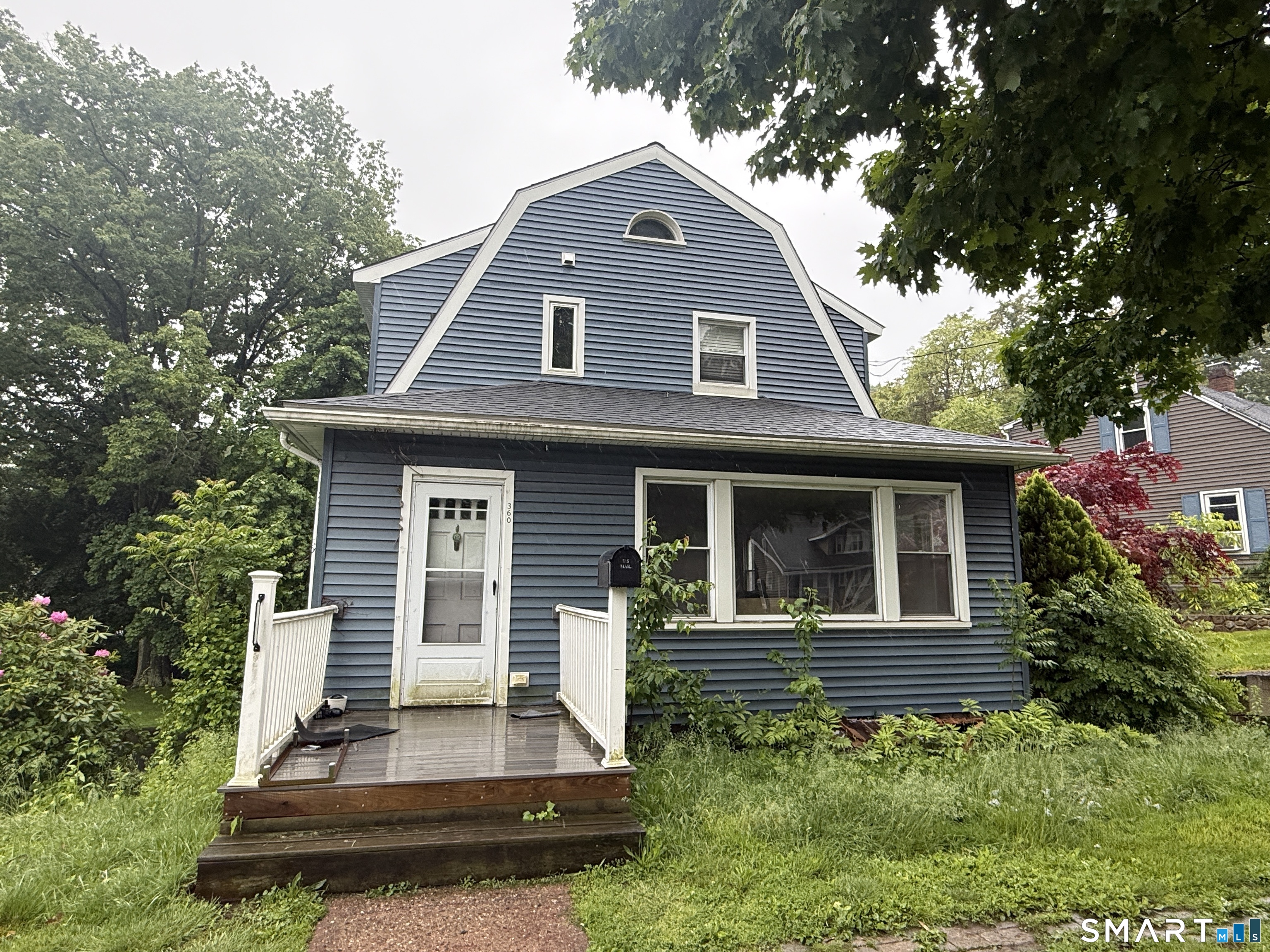 Homes for sale in Bristol, CT | 360 Farmington Ave, Bristol, CT 06010 | MLS# 24179356