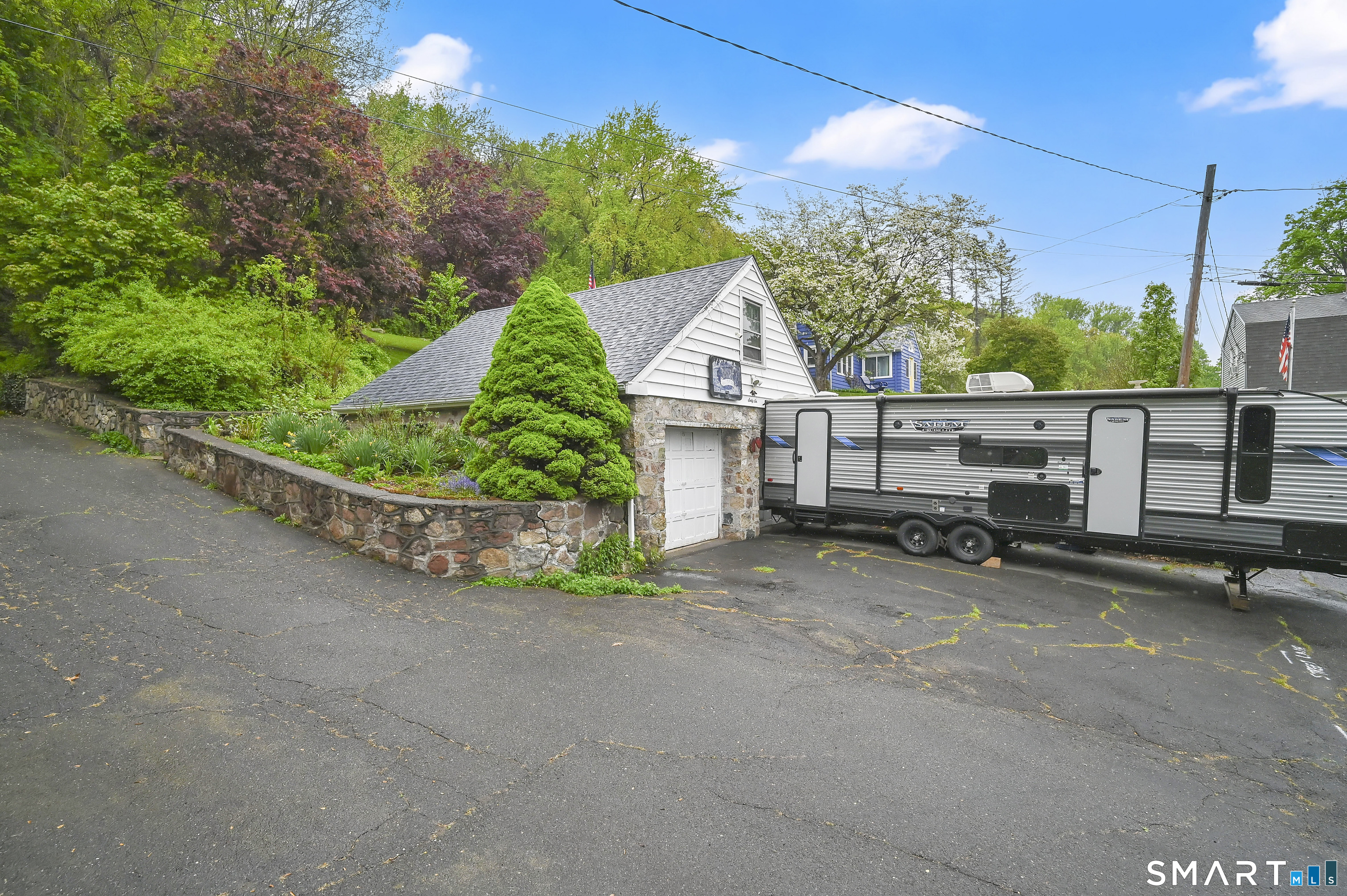 Homes for sale in Bristol, CT | 66 Case St, Bristol, CT 06010 | MLS# 24179274