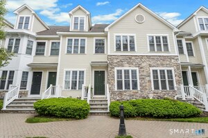 39 Maple Tree Avenue, Unit 60