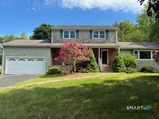 Homes for sale in Orange, CT | 11 Williamsburg Dr, Orange, CT 06477 | MLS# 24158938