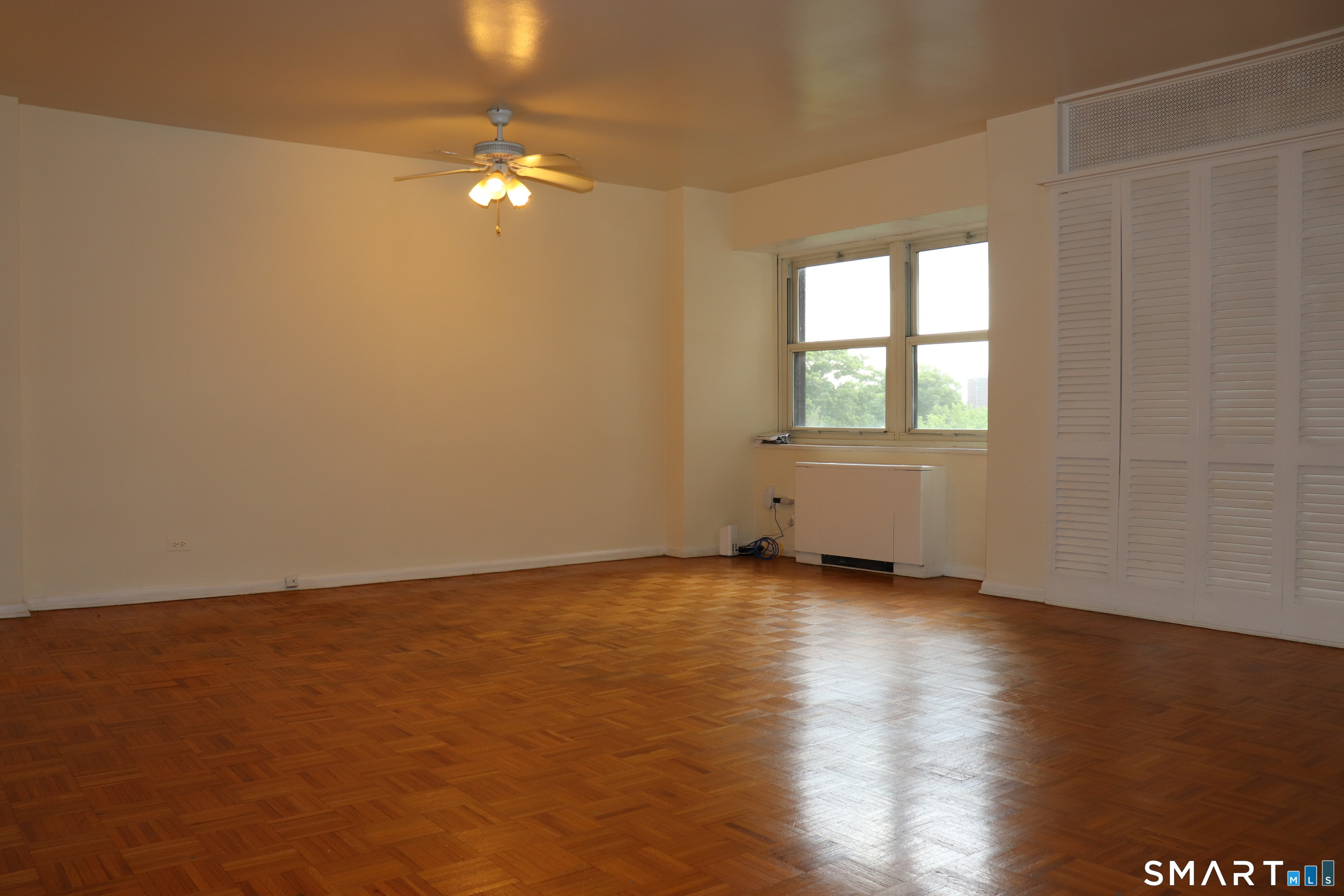 Homes for sale in Hartford, CT | 31 Woodland St #7N, Hartford, CT 06105 | MLS# 24179038