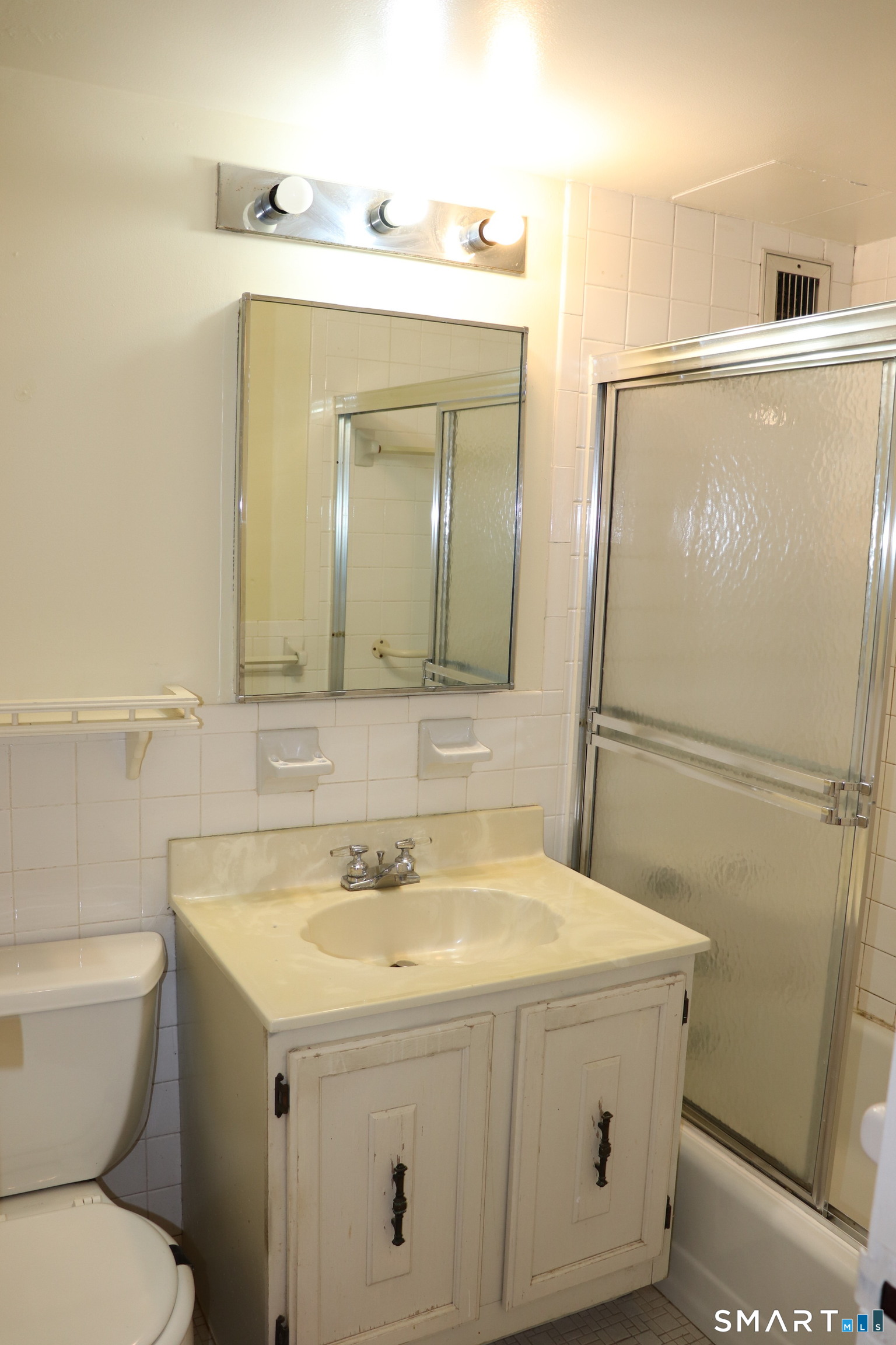 Homes for sale in Hartford, CT | 31 Woodland St #7N, Hartford, CT 06105 | MLS# 24179038