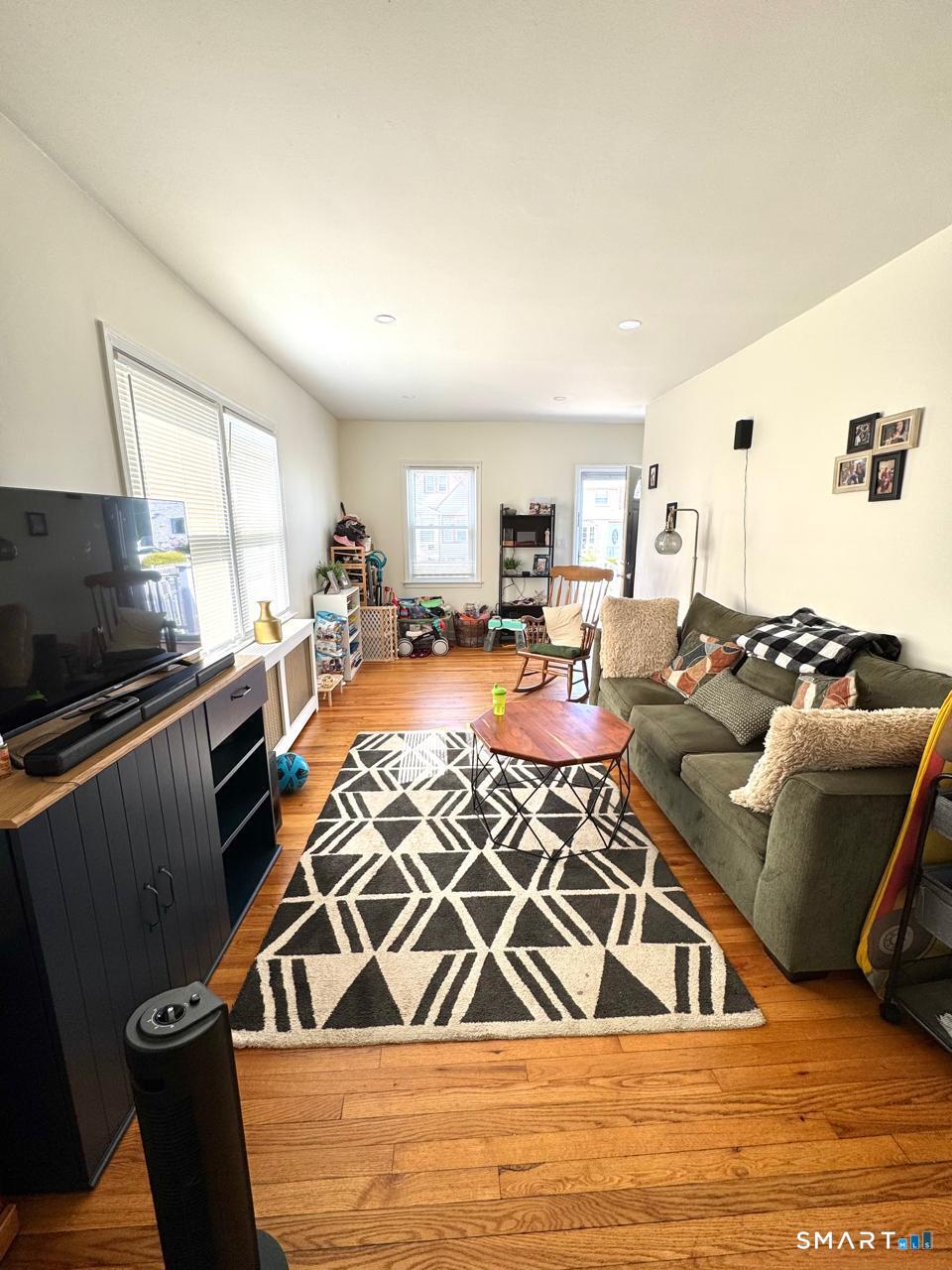 Homes for sale in Stamford, CT | 73 Rippowam Rd, Stamford, CT 06902 | MLS# 24178892