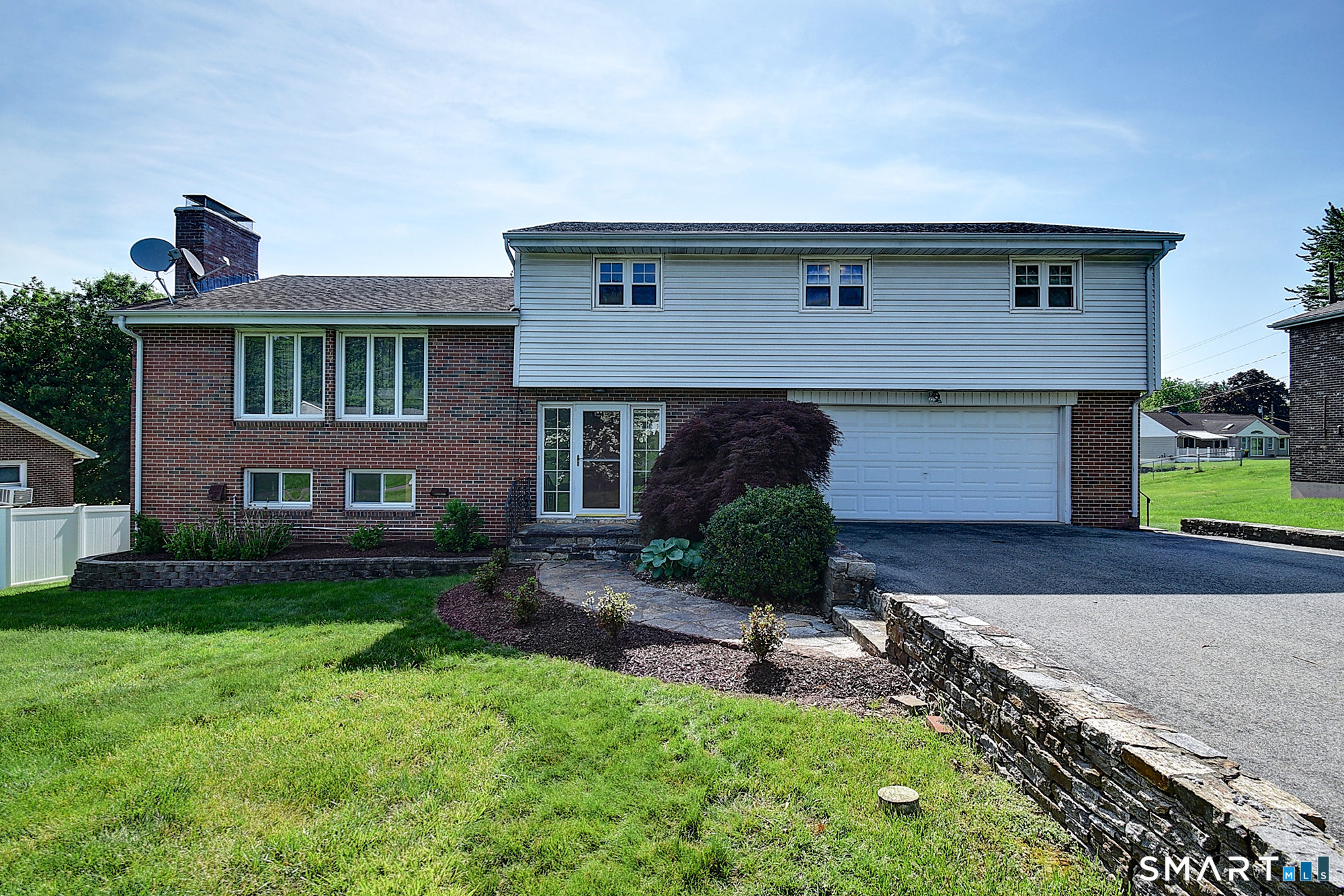 Homes for sale in Wethersfield, CT | 46 Kimball Rd, Wethersfield, CT 06109 | MLS# 24179571