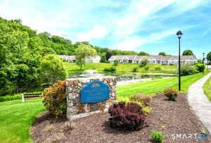 176 Julia Court, Unit 176