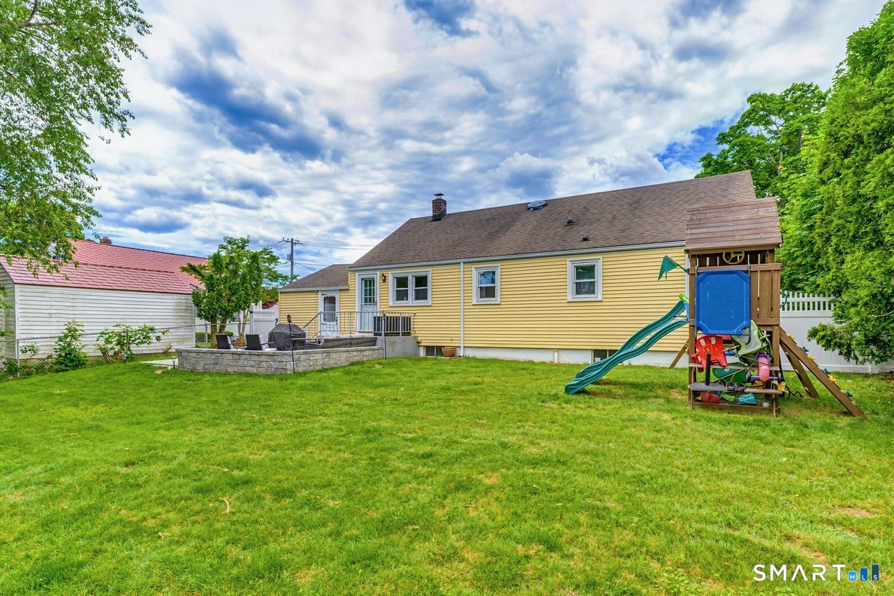 Homes for sale in Waterford, CT | 13 Miner Ave, Waterford, CT 06385 | MLS# 24179606