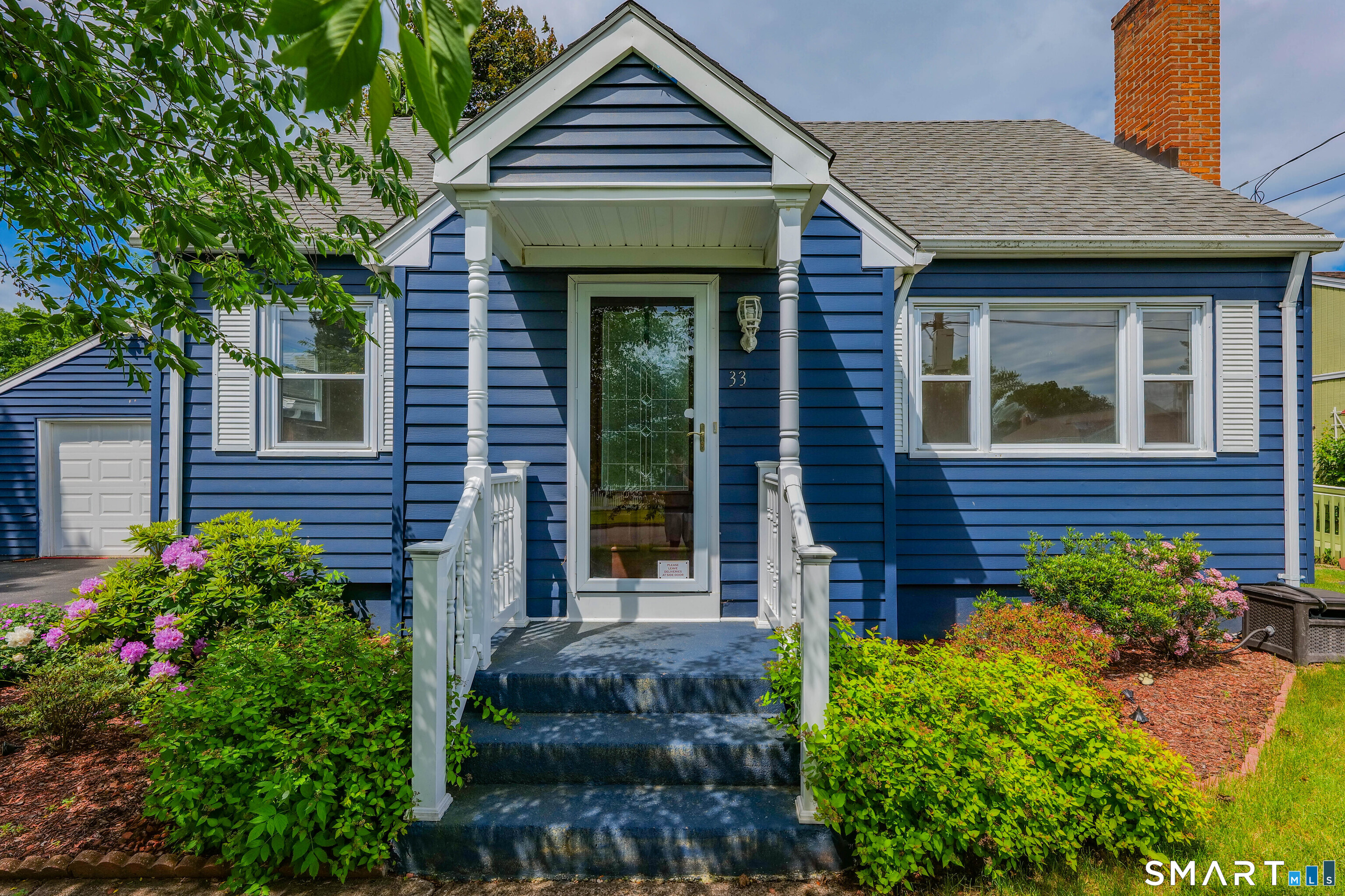 Homes for sale in East Hartford, CT | 33 Dorothy Rd, East Hartford, CT 06118 | MLS# 24178226