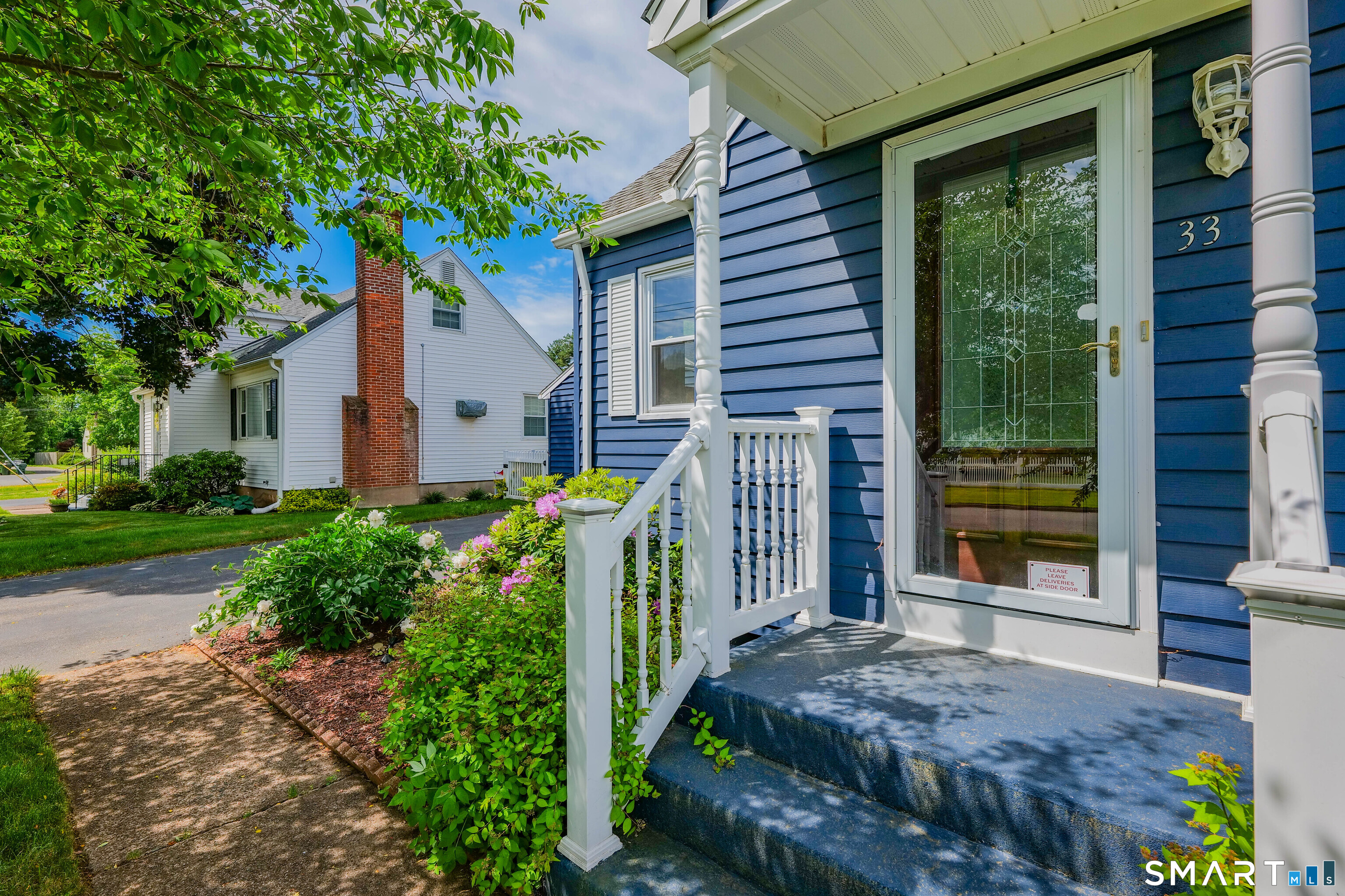 Homes for sale in East Hartford, CT | 33 Dorothy Rd, East Hartford, CT 06118 | MLS# 24178226