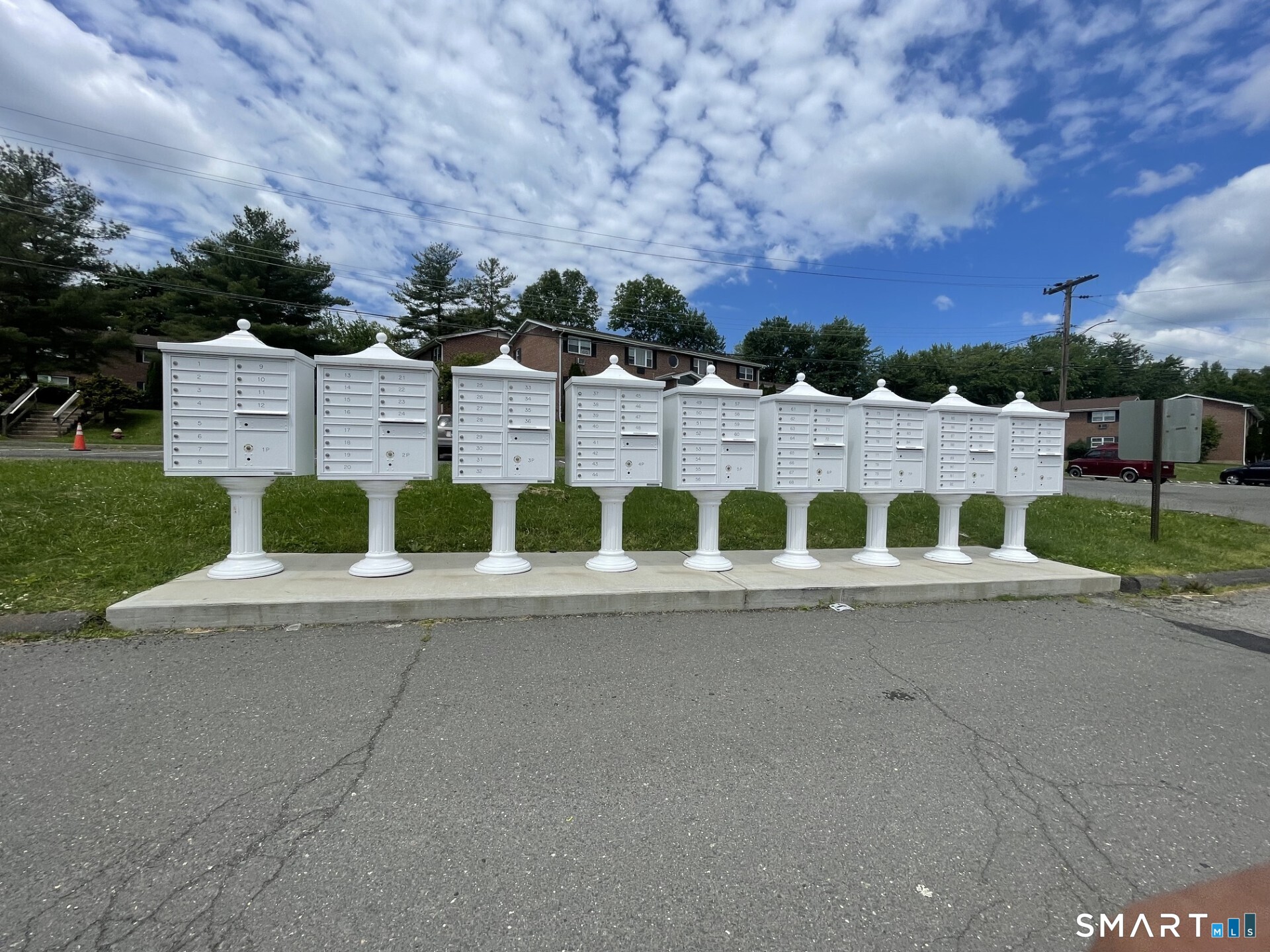 Homes for sale in Wethersfield, CT | 39 Mount Laurel Dr, Wethersfield, CT 06109 | MLS# 24179312