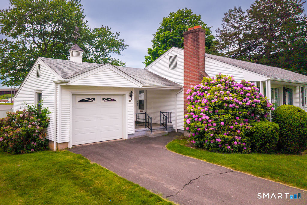 Homes for sale in New Britain, CT | 41 Beacon St, New Britain, CT 06053 | MLS# 24179587