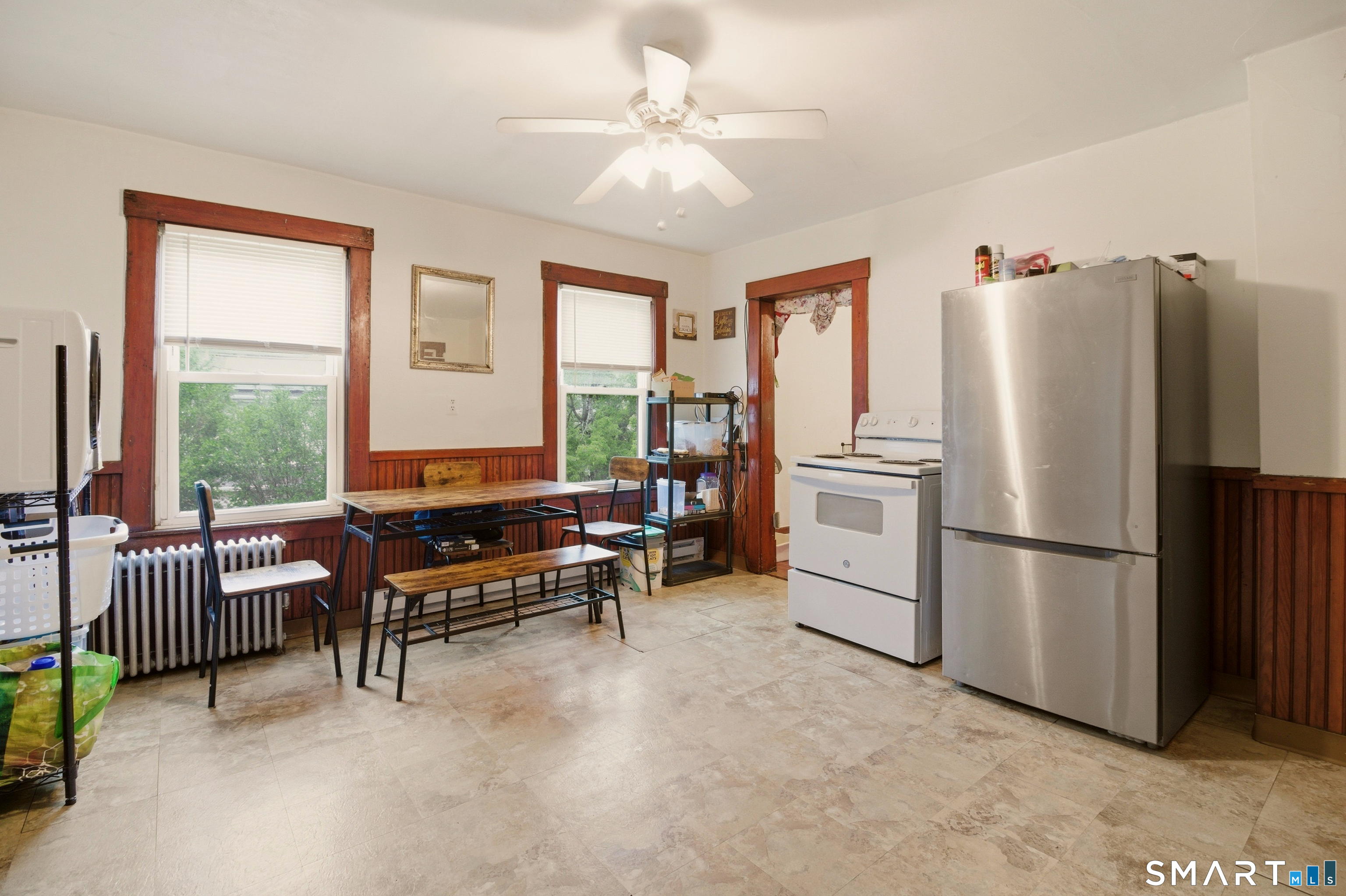 Homes for sale in New London, CT | 182 Vauxhall St, New London, CT 06320 | MLS# 24179970