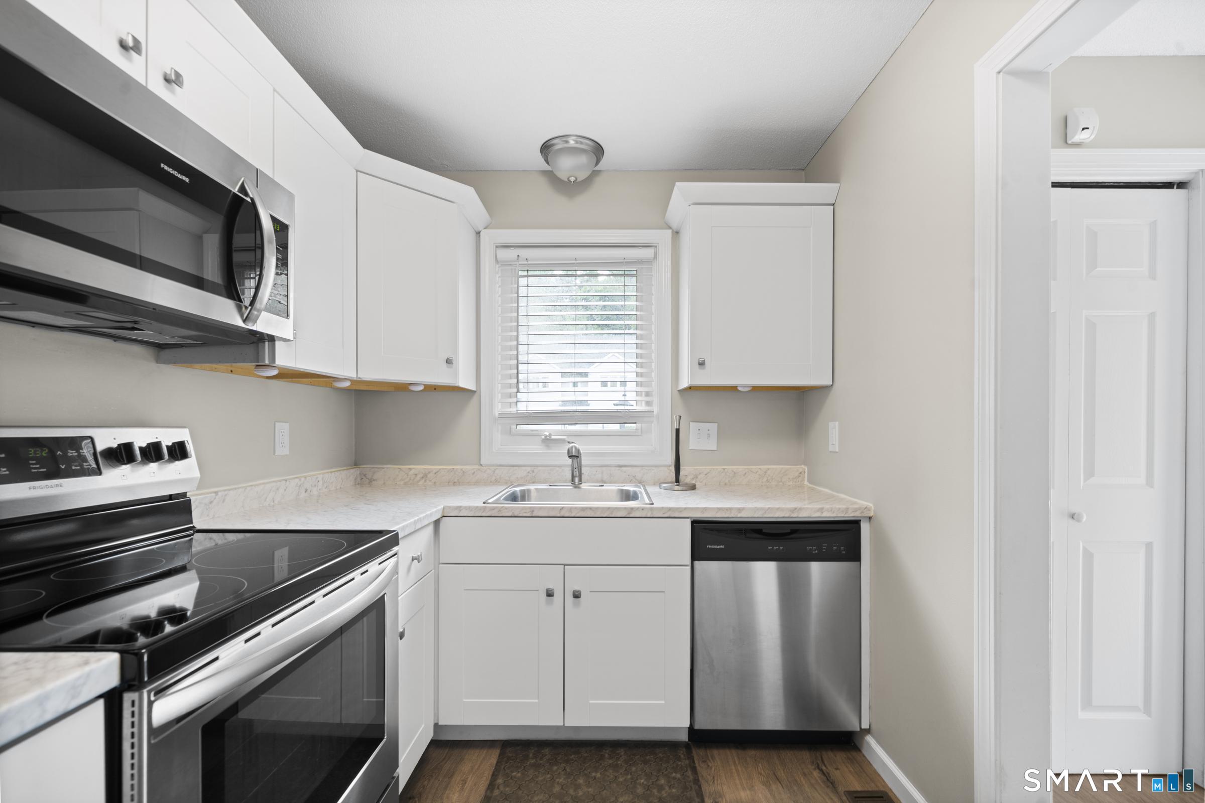 102 Oak Ridge Drive 102