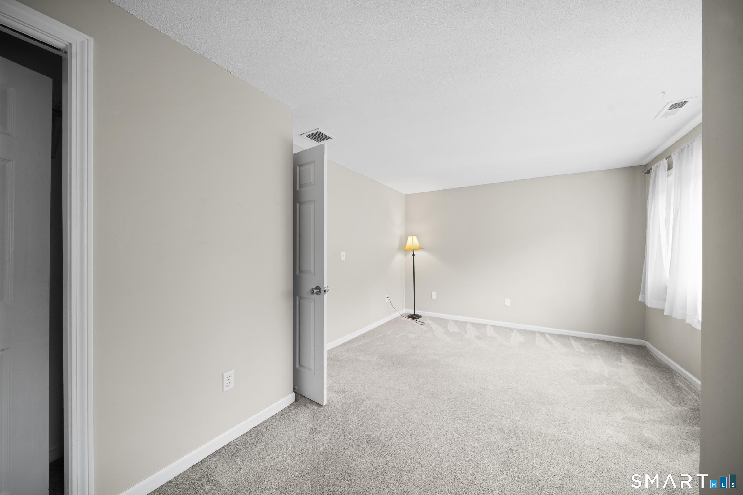 102 Oak Ridge Drive 102