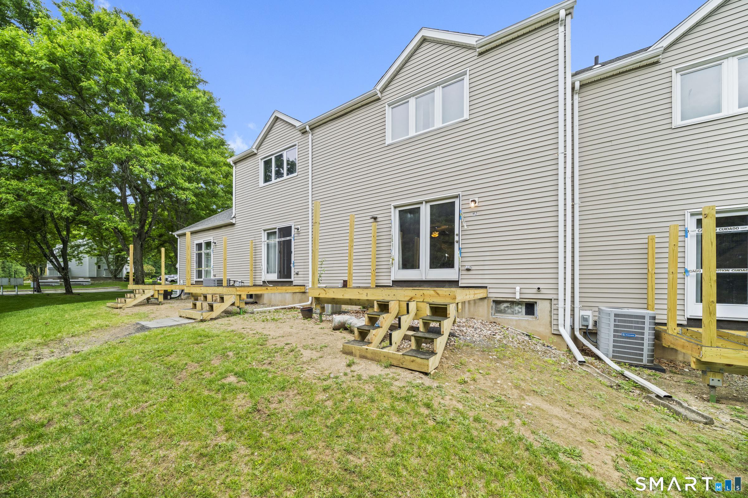 102 Oak Ridge Drive 102
