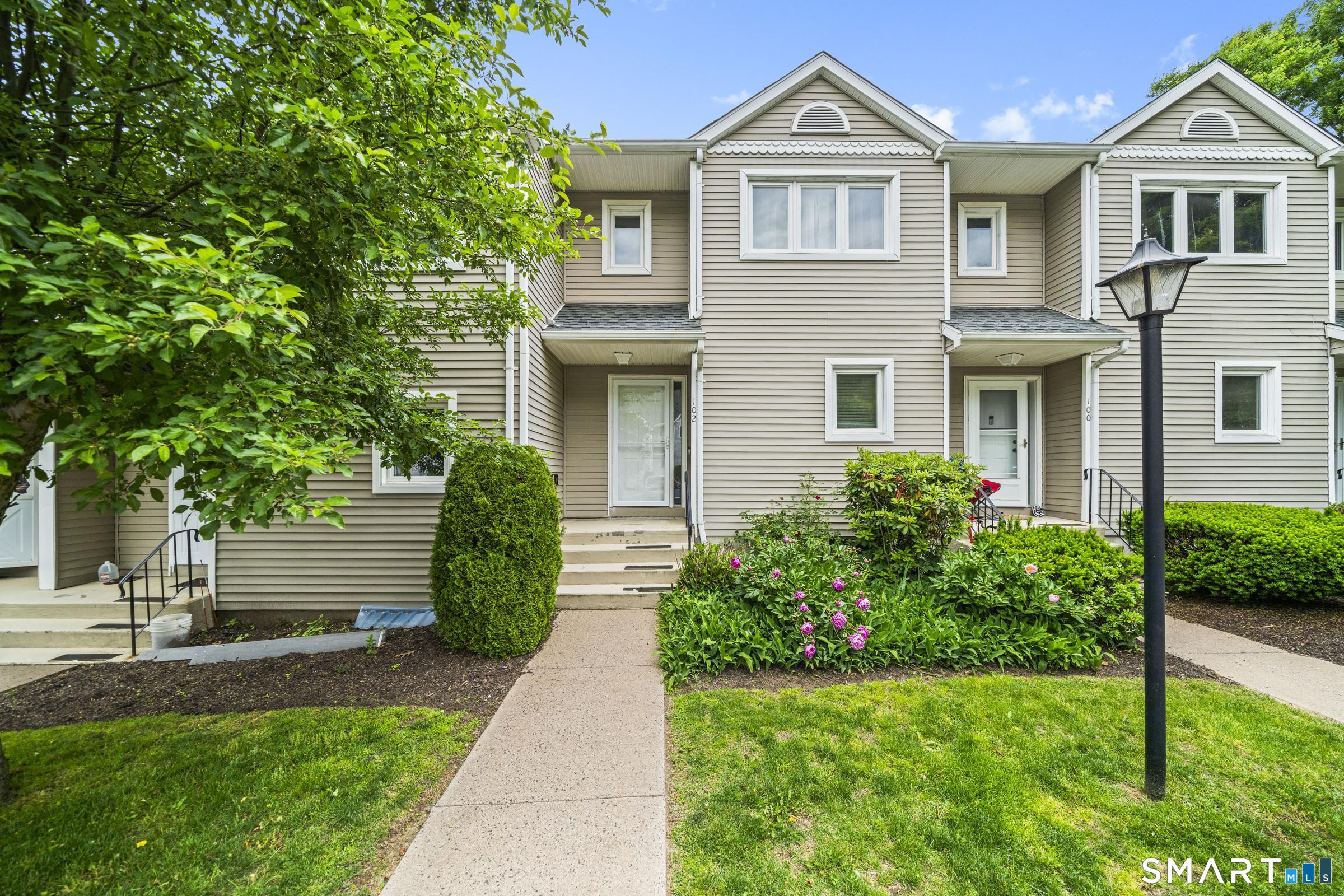102 Oak Ridge Drive 102