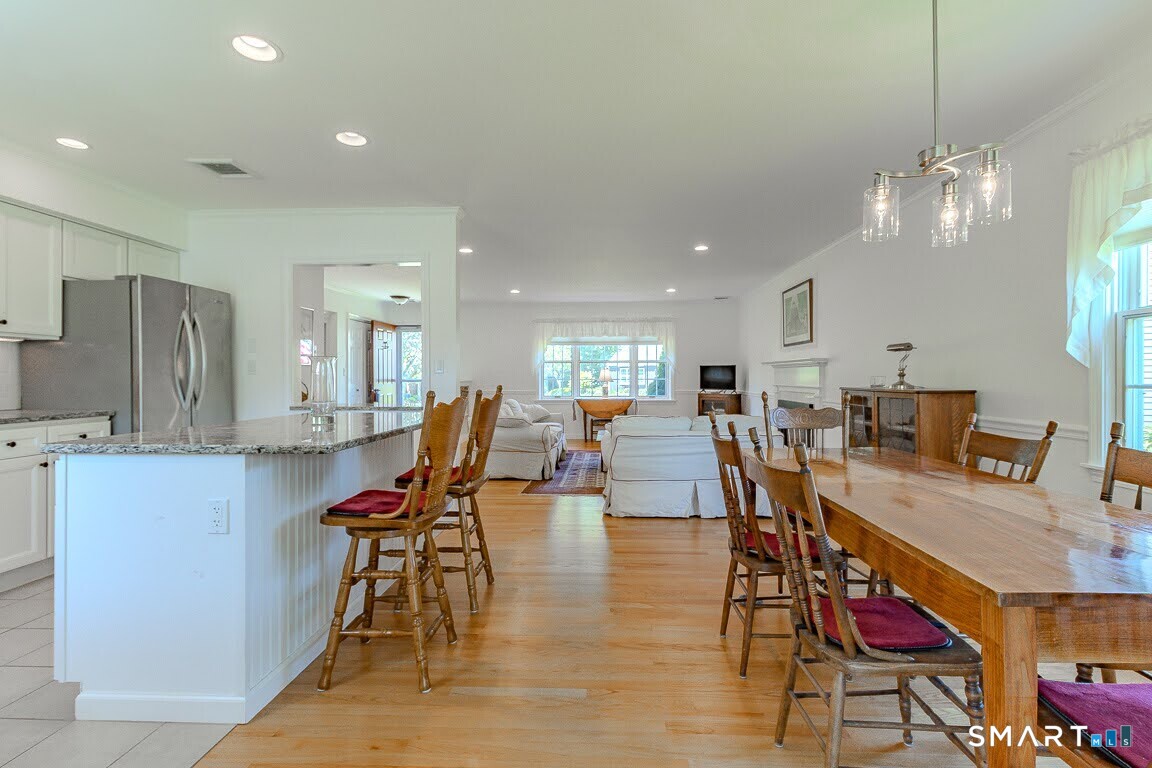 Homes for sale in Madison, CT | 5 Thelbridge St #5, Madison, CT 06443 | MLS# 24178470
