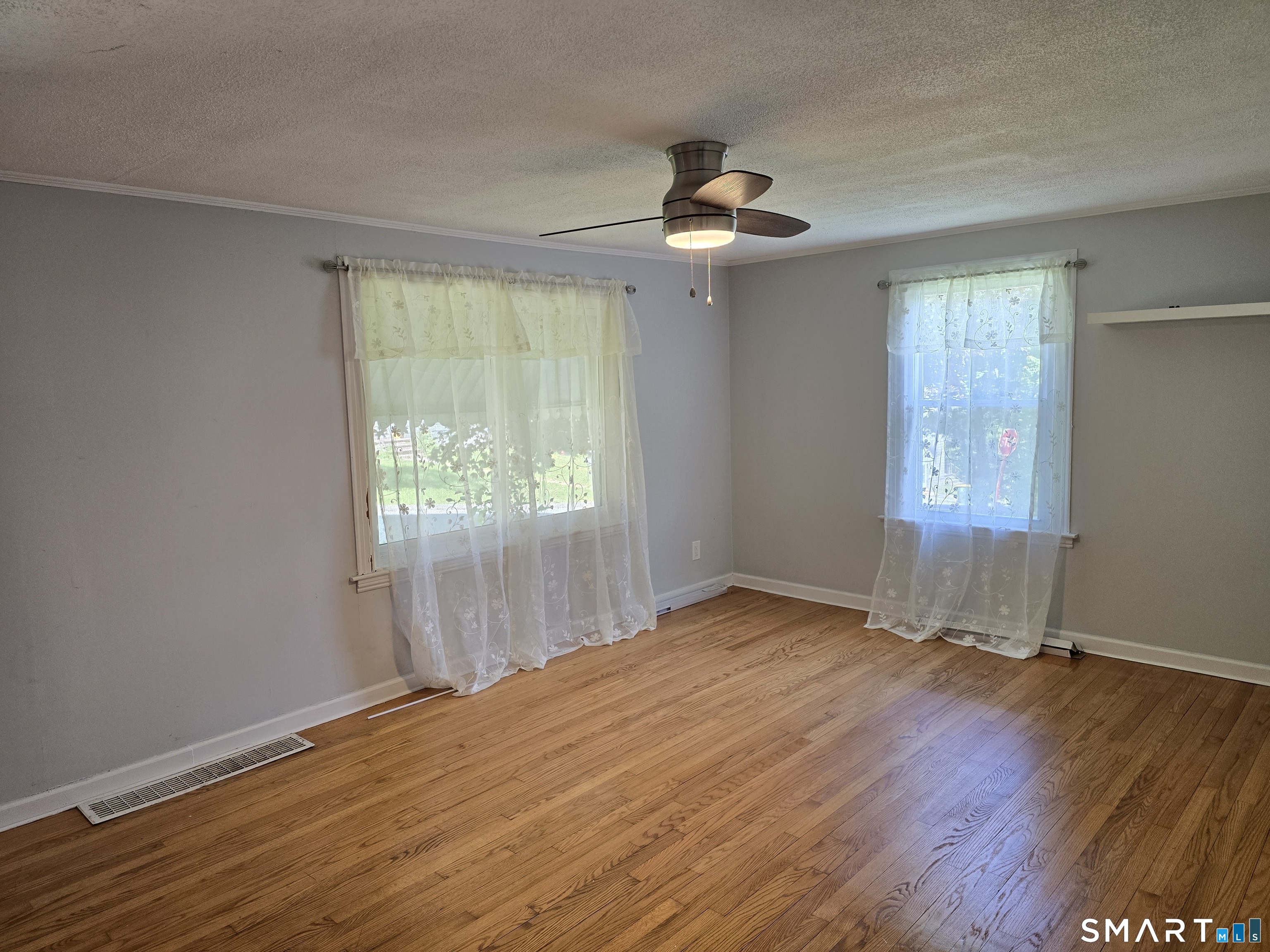 Homes for sale in Waterbury, CT | 51 Cushman St, Waterbury, CT 06704 | MLS# 24171090