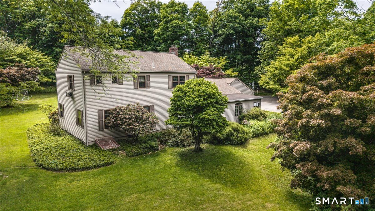 Homes for sale in Newtown, CT | 5 Mount Pleasant Rd, Newtown, CT 06470 | MLS# 24146016