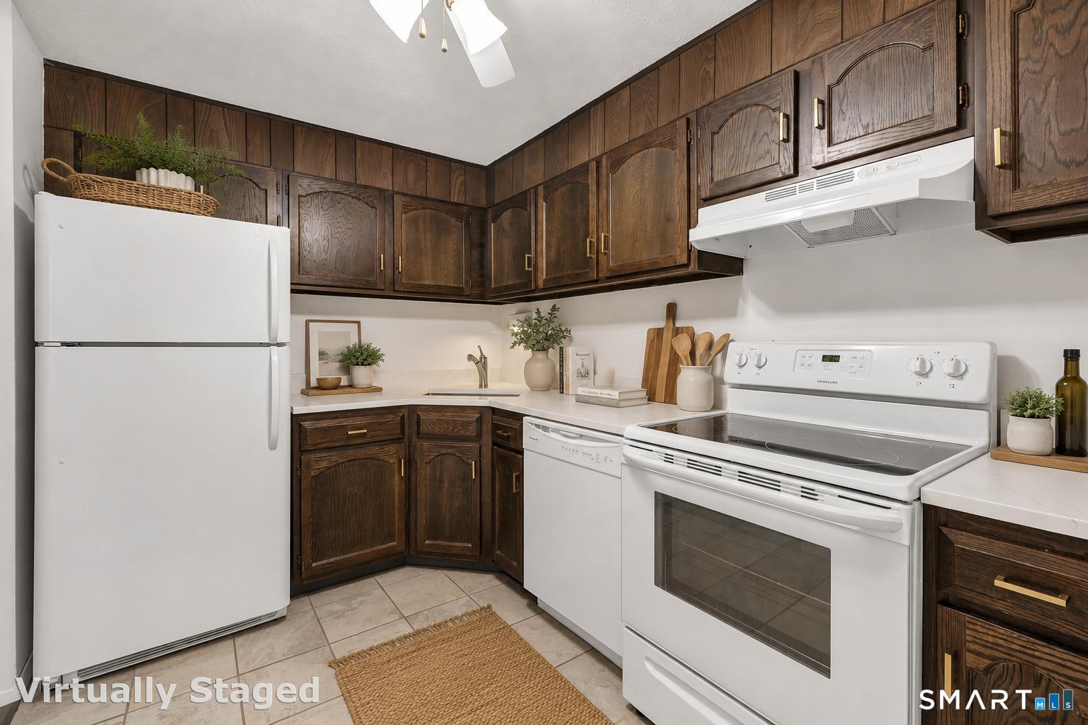 Homes for sale in Hamden, CT | 166 Towne House Rd #166, Hamden, CT 06514 | MLS# 24169060