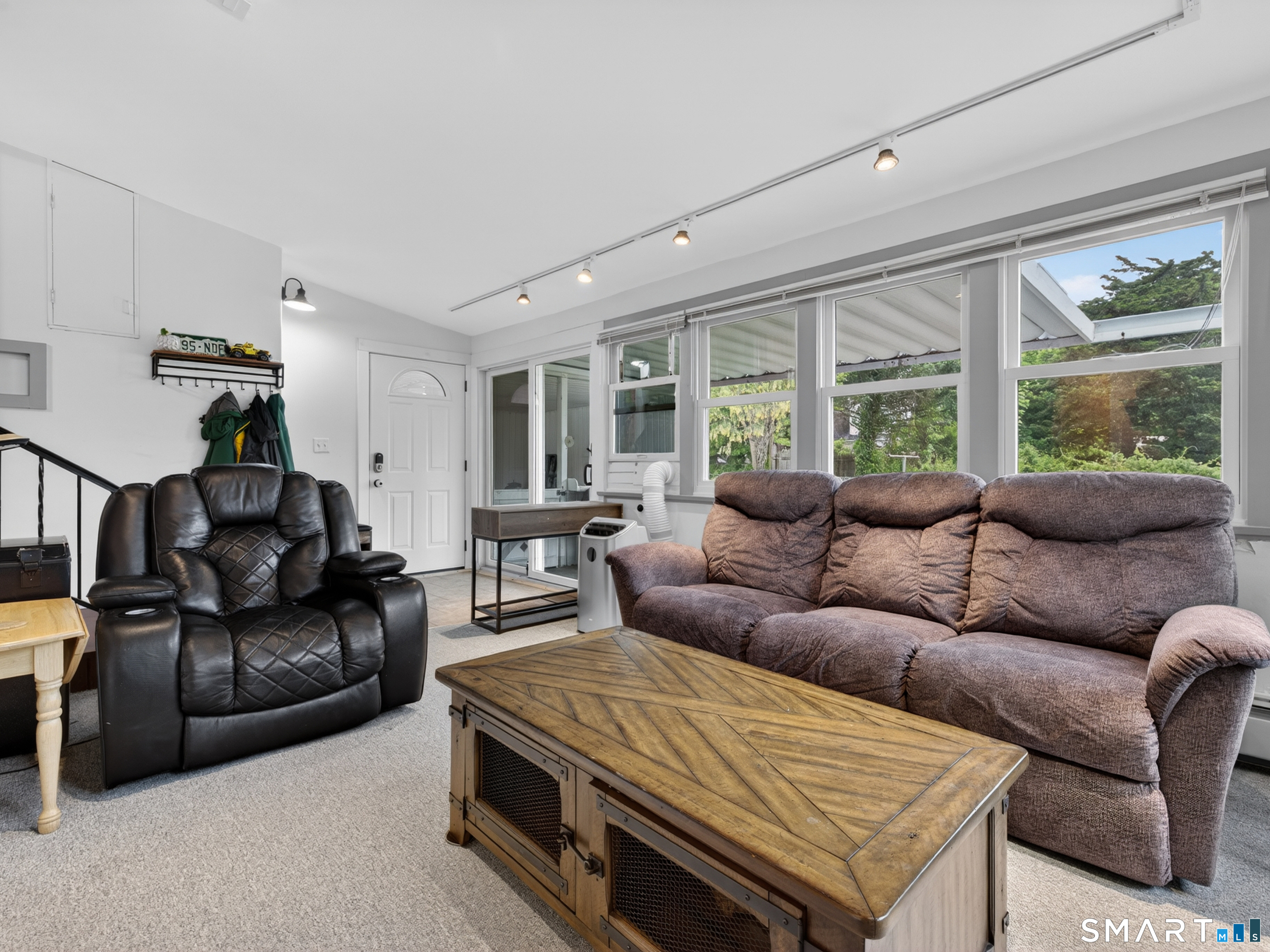 Homes for sale in Groton, CT | 52 Division St, Groton, CT 06340 | MLS# 24180126