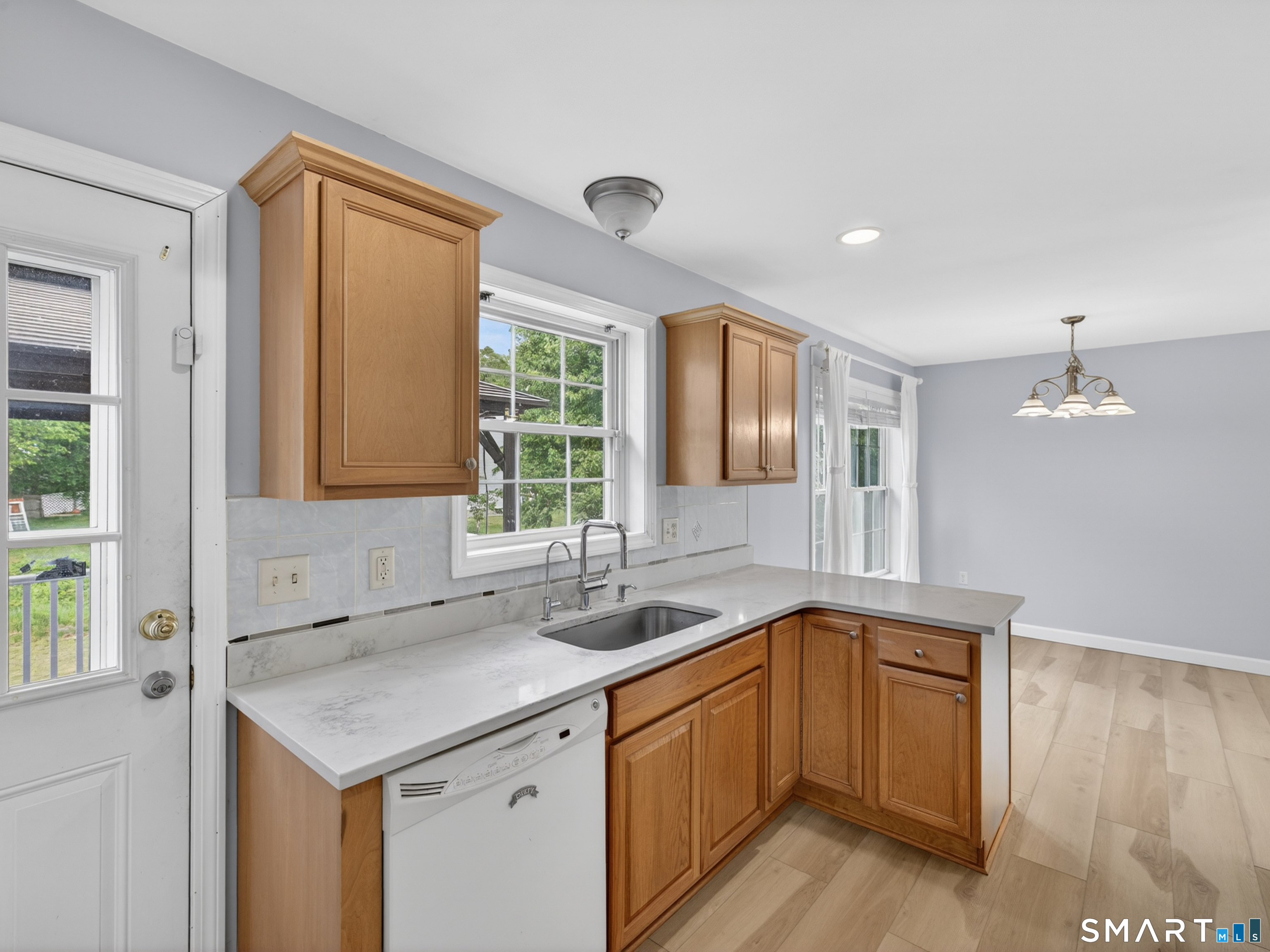 Homes for sale in Norwich, CT | 69 Alice St Ext, Norwich, CT 06360 | MLS# 24179831