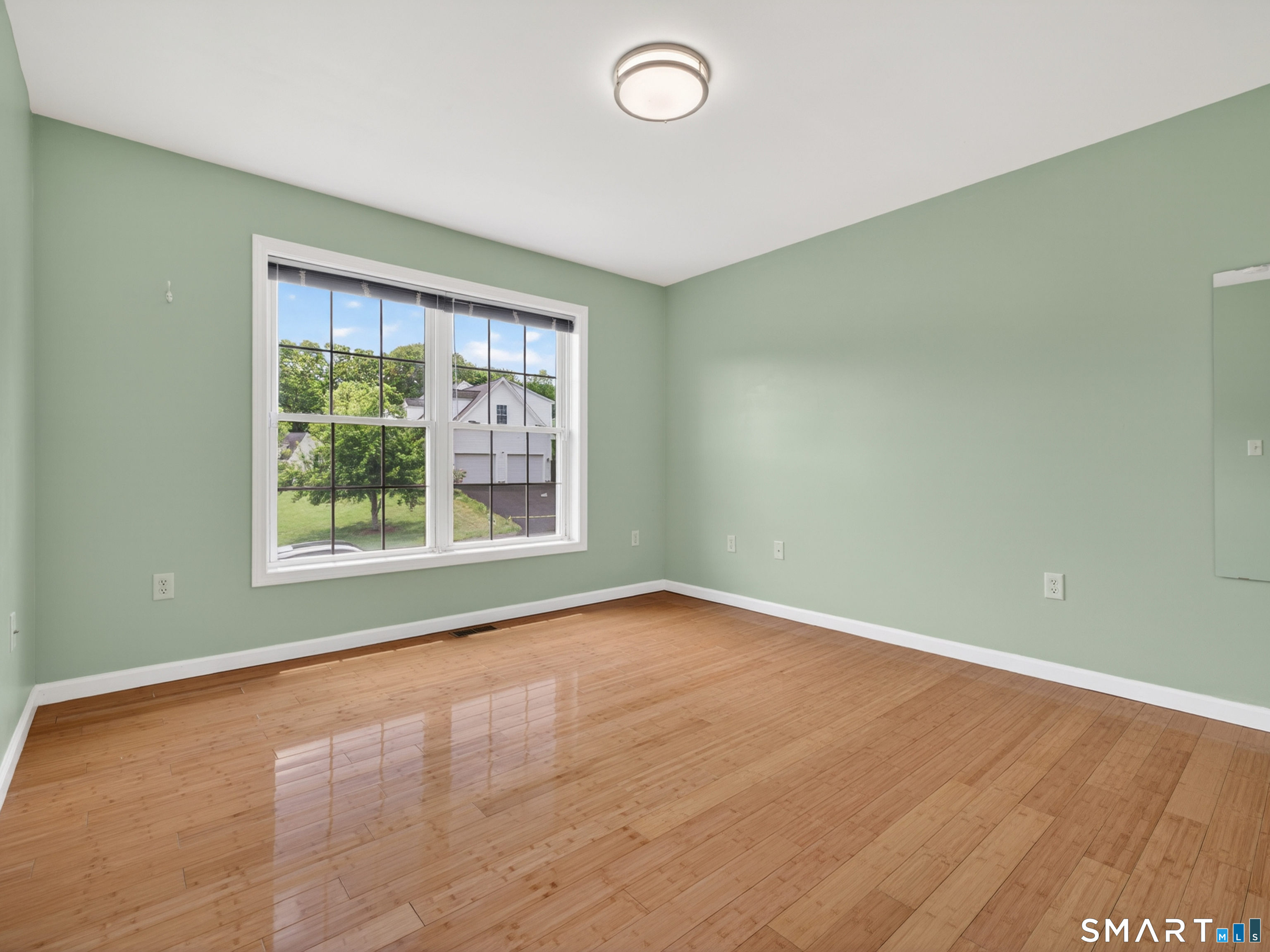 Homes for sale in Norwich, CT | 69 Alice St Ext, Norwich, CT 06360 | MLS# 24179831