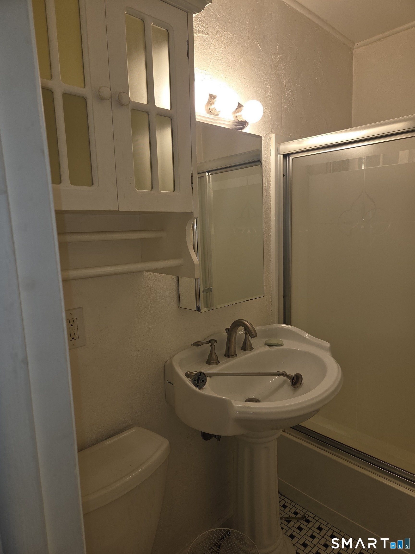 Homes for sale in New London, CT | 212 D Pequot Ave #212D, New London, CT 06320 | MLS# 24169466