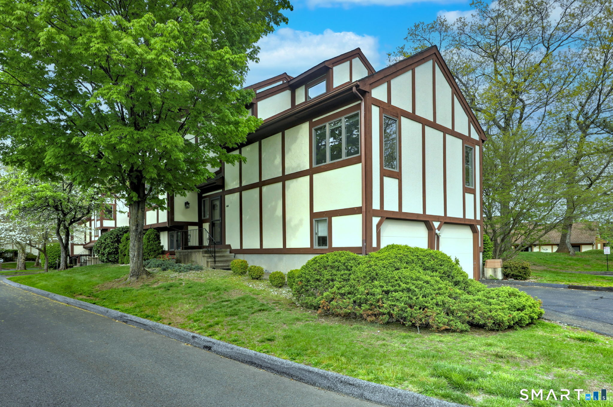 690 Forest Road 414