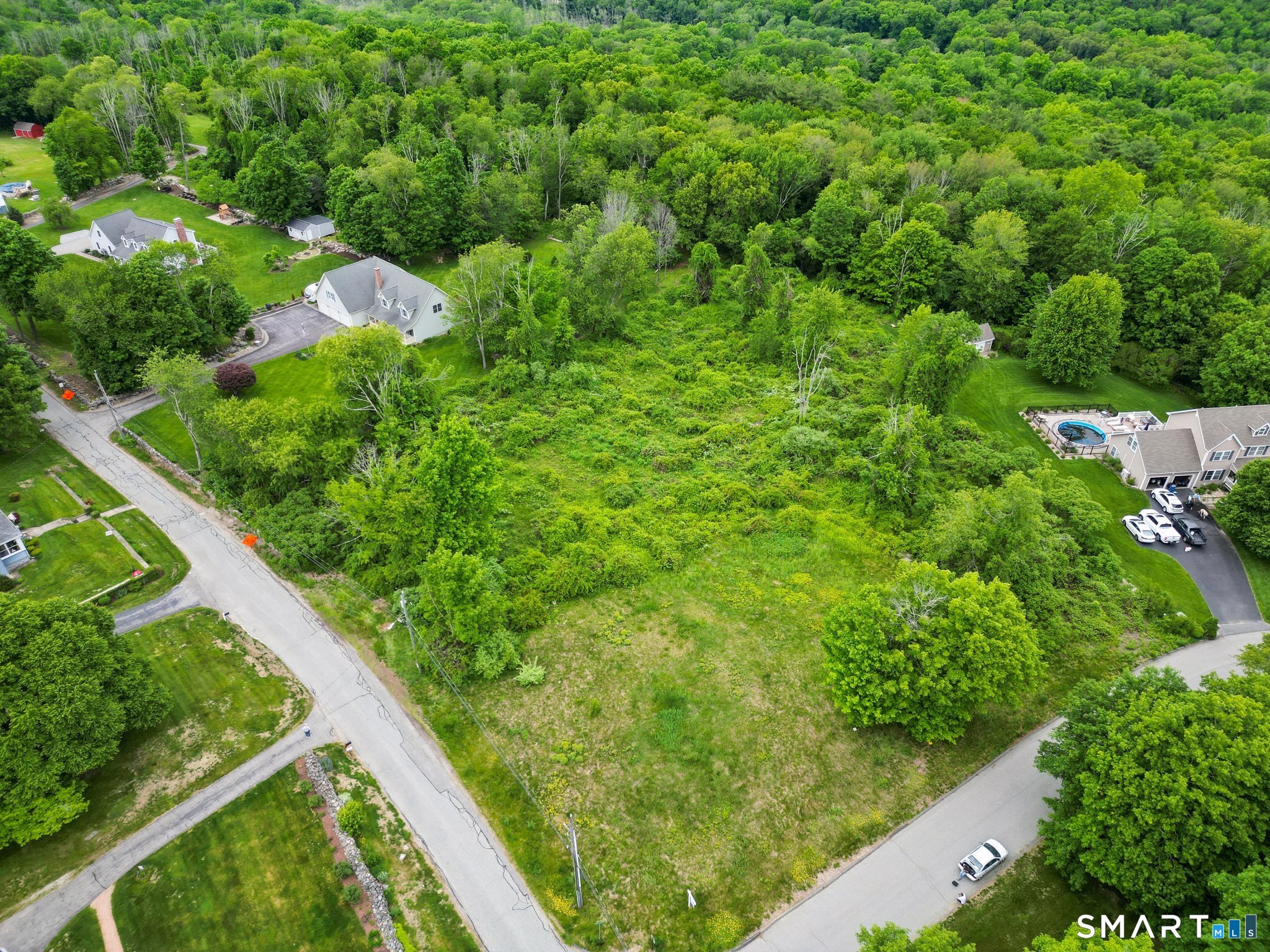 Homes for sale in Montville, CT | 2 Lorrie Anne Dr, Montville, CT 06370 | MLS# 24139159