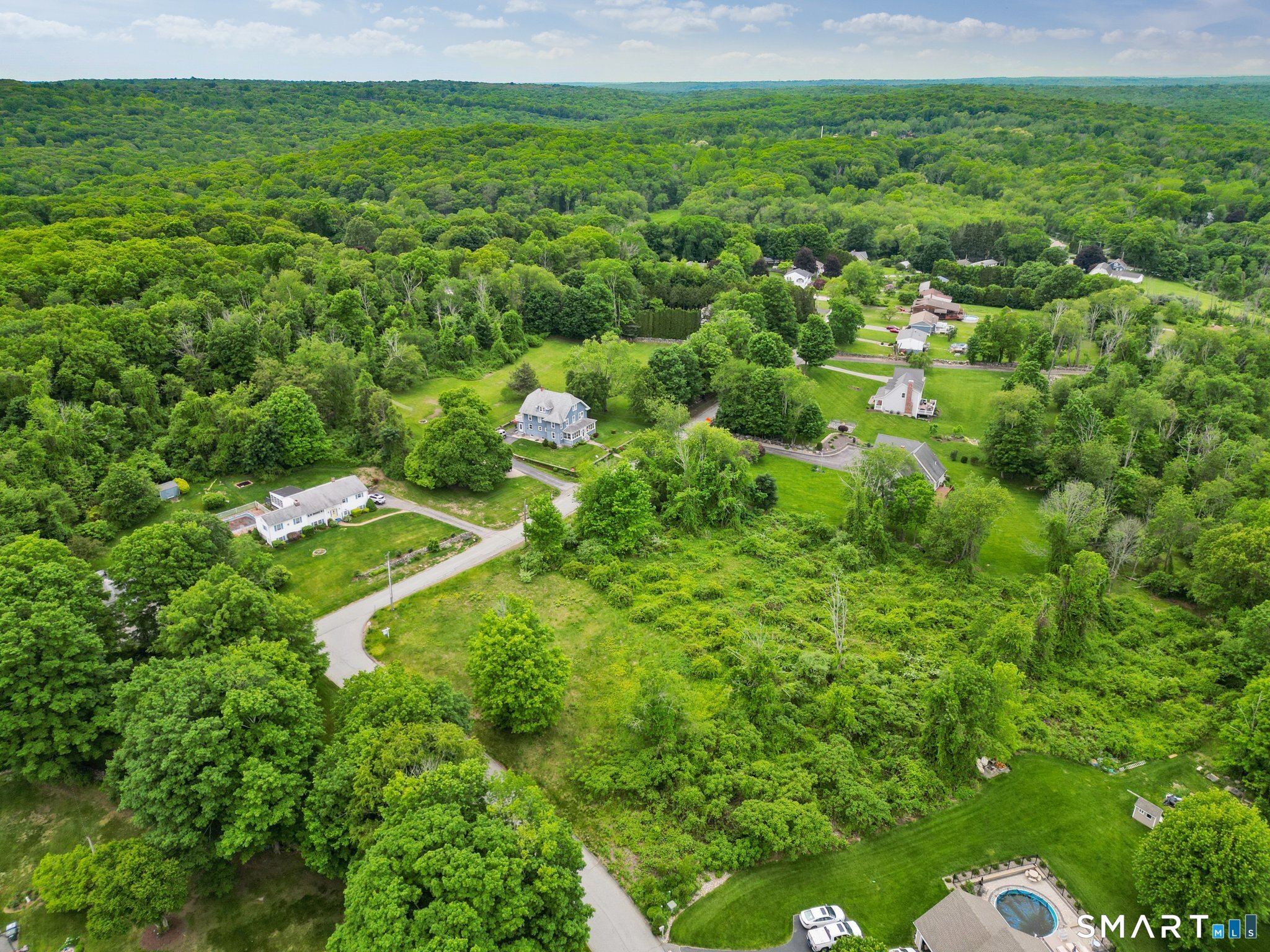 Homes for sale in Montville, CT | 2 Lorrie Anne Dr, Montville, CT 06370 | MLS# 24139159