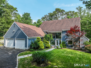 42 Briar Woods Trail