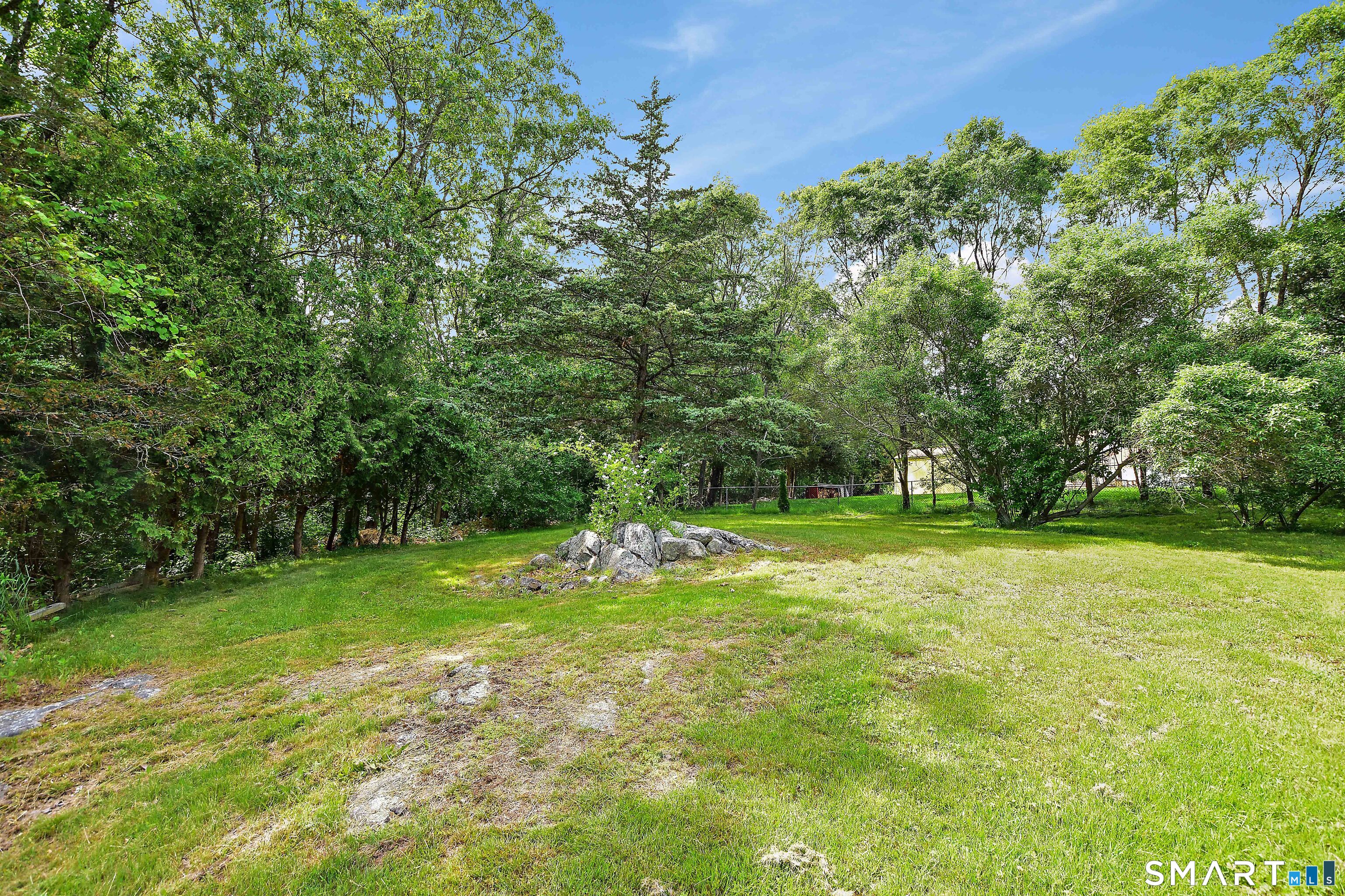 Homes for sale in Norwich, CT | 289 Salem Turnpike, Norwich, CT 06360 | MLS# 24179526