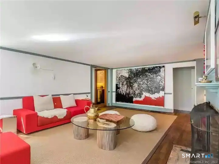 6 Old Sharon Road photo 9
