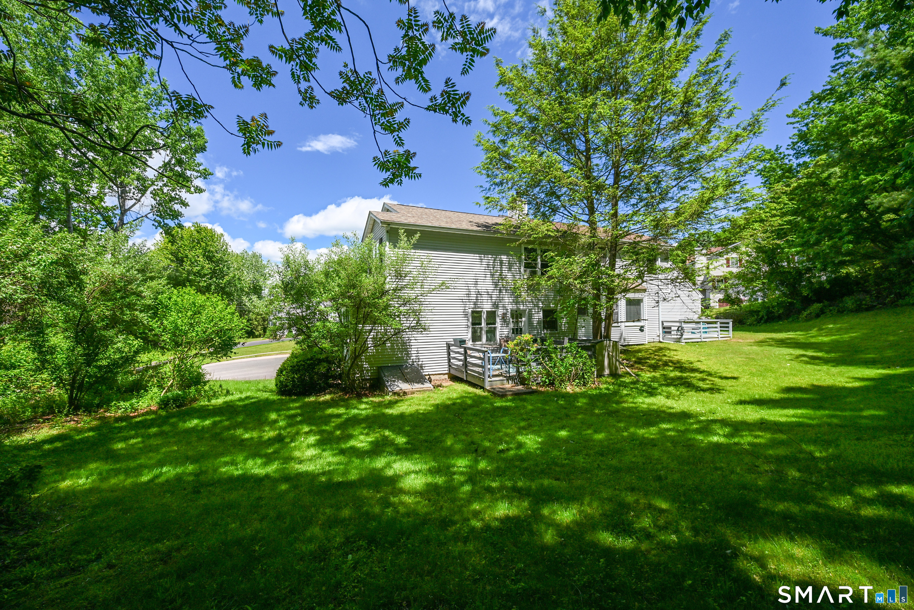 Homes for sale in Seymour, CT | 6 Warren Dr #6, Seymour, CT 06483 | MLS# 24178458