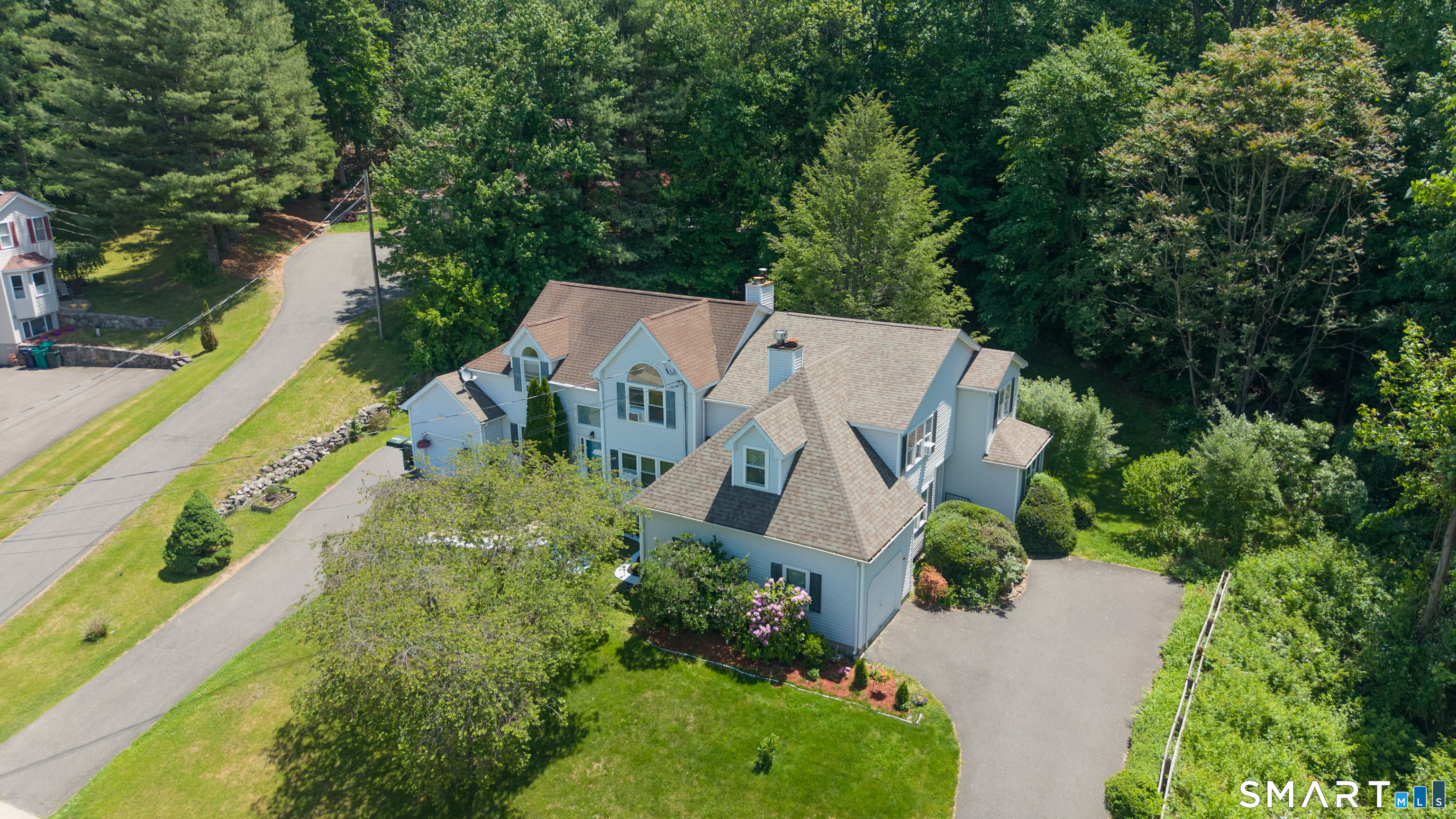 Homes for sale in Seymour, CT | 6 Warren Dr #6, Seymour, CT 06483 | MLS# 24178458