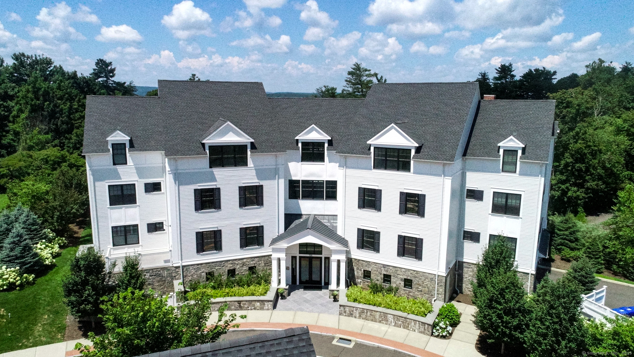 Homes for sale in Farmington, CT | 788 Farmington Ave #104, Farmington, CT 06032 | MLS# 24180872