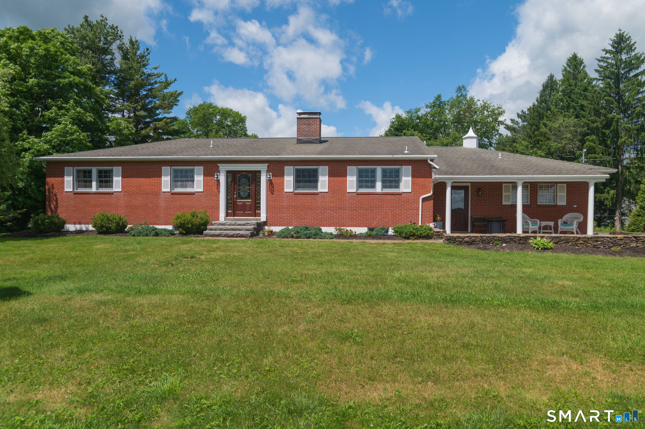 Homes for sale in Newtown, CT | 12 Valley View Rd, Newtown, CT 06470 | MLS# 24180754