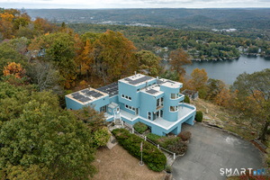 35 Skyline, Sherman
