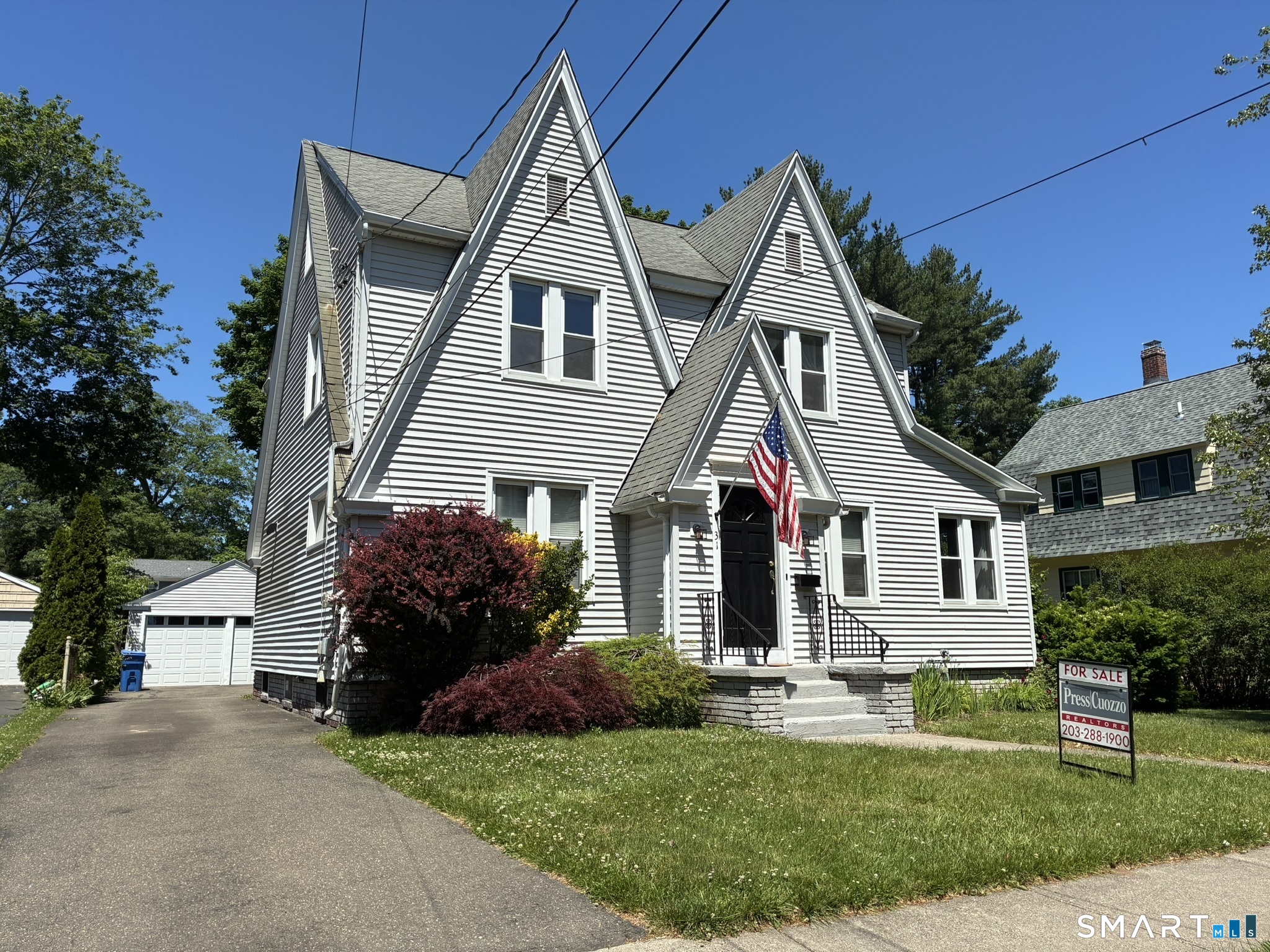 Homes for sale in Hamden, CT | 31 Elihu St, Hamden, CT 06517 | MLS# 24172558