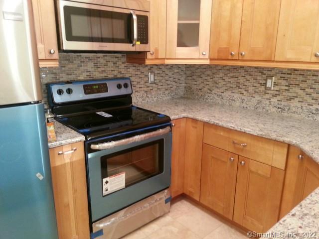 104 North Street, Stamford, Connecticut photo 2